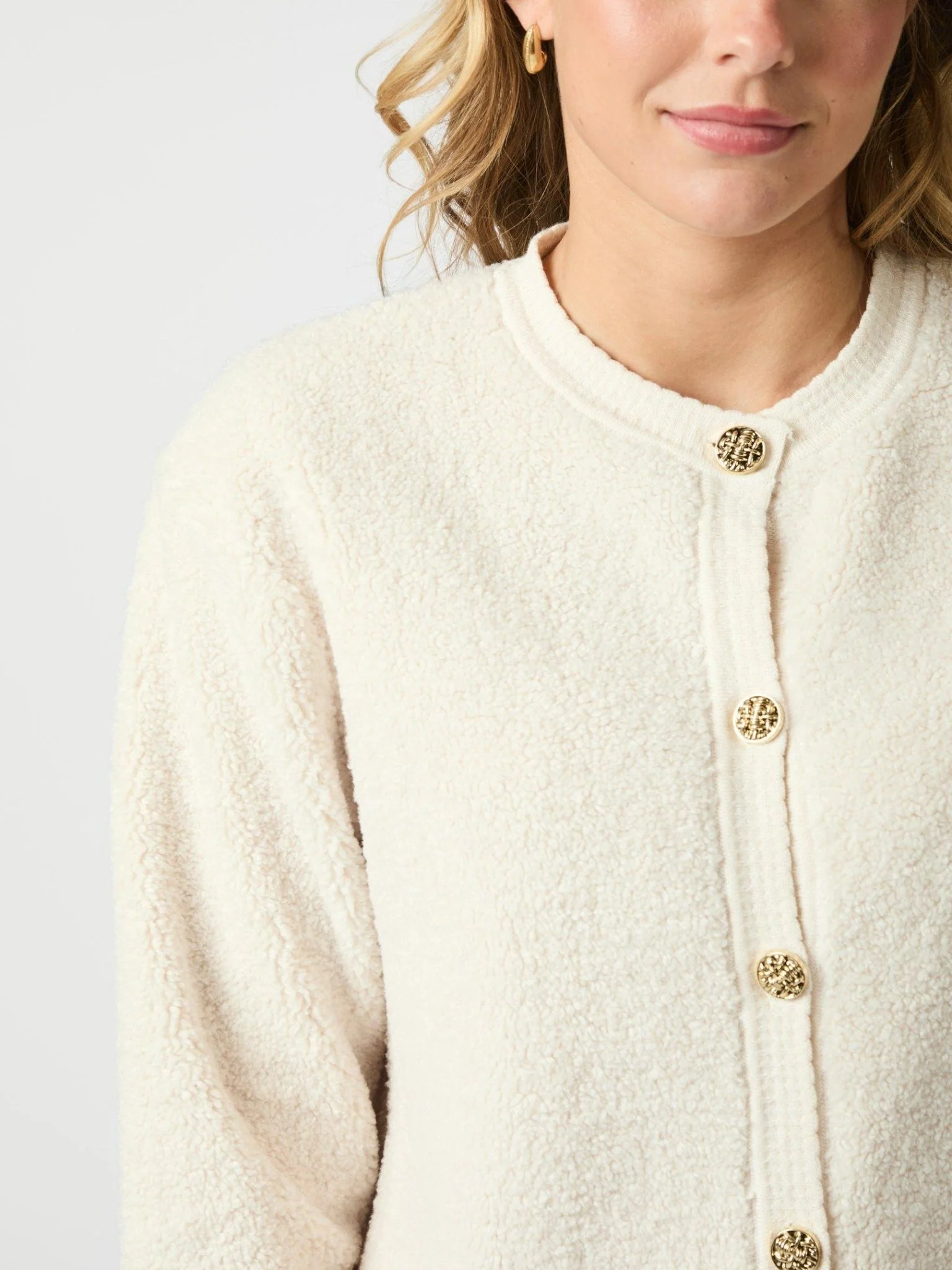 Limo Fluffy Knit Cardigan Creme - Image 10