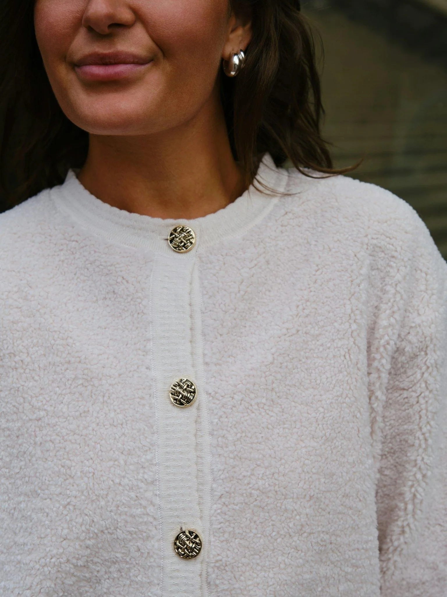 Limo Fluffy Knit Cardigan Creme - Image 13