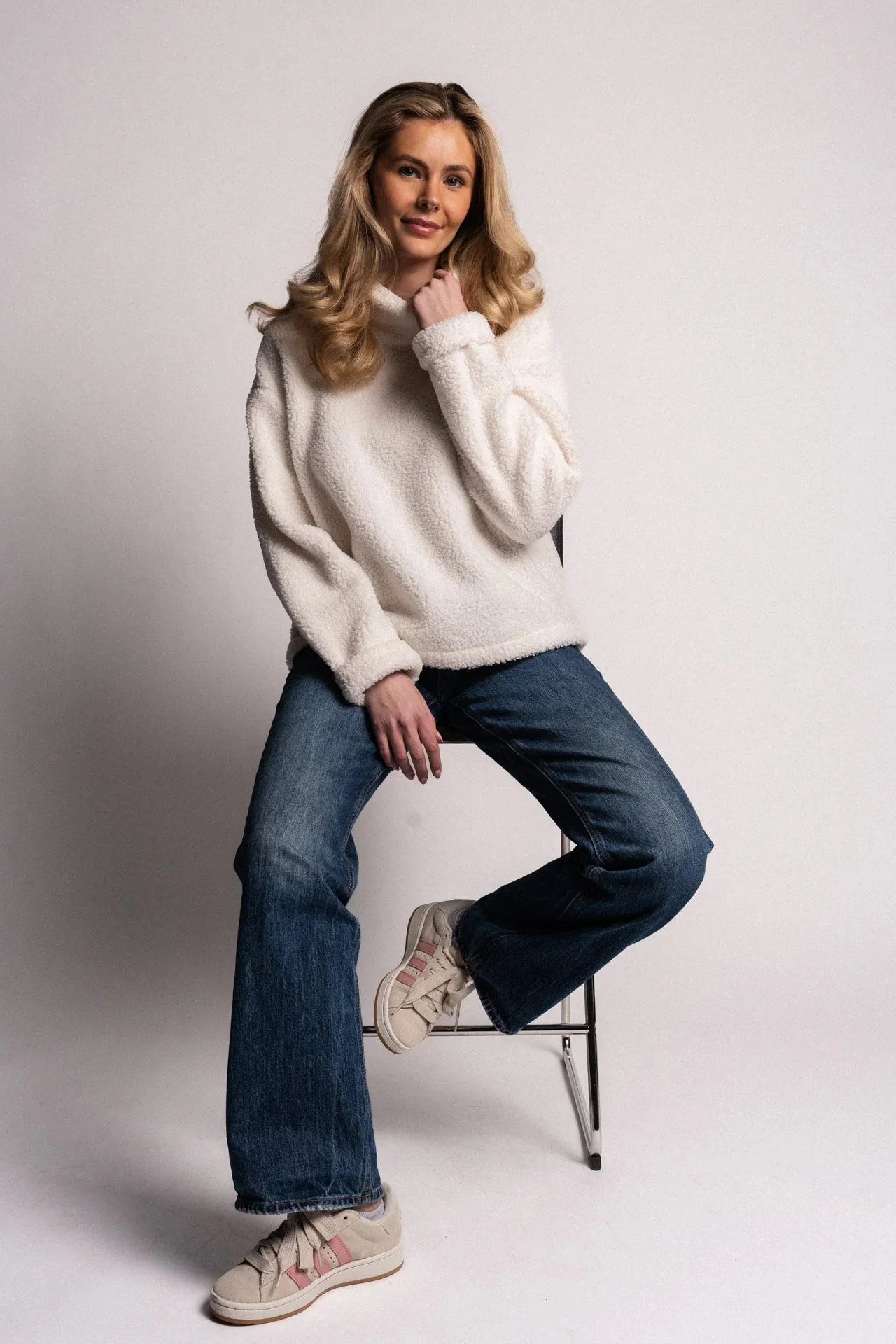 Karmen Sweater White - Image 5