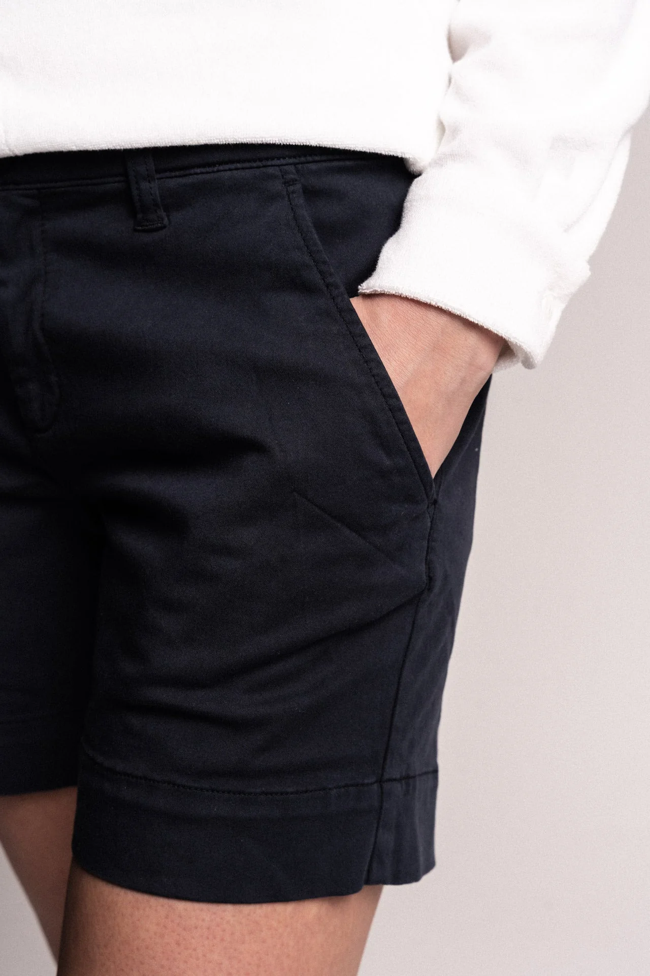 Gina Shorts Midnight Navy - Image 9