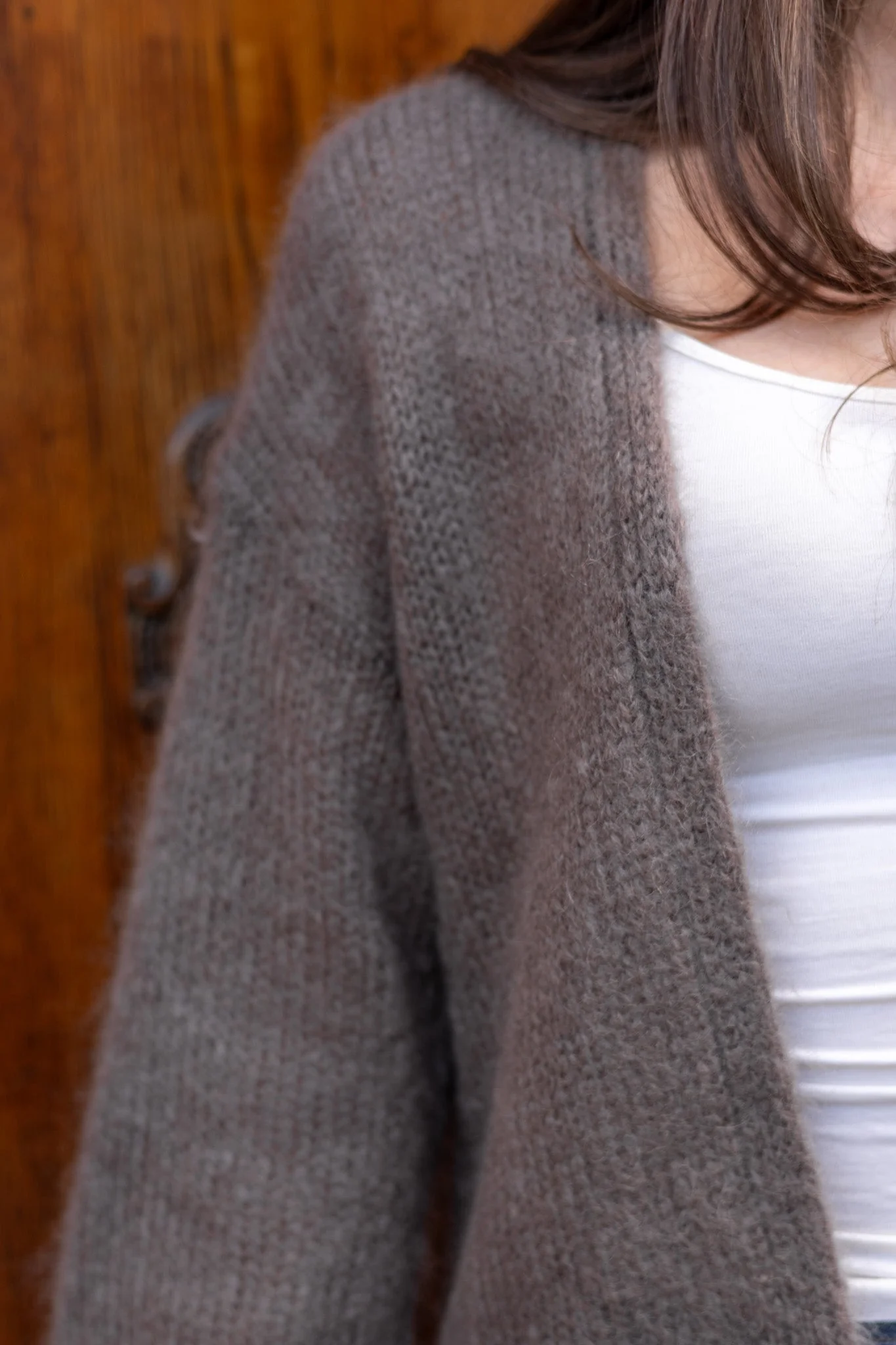 Rastina Cardigan Falcon - Image 4