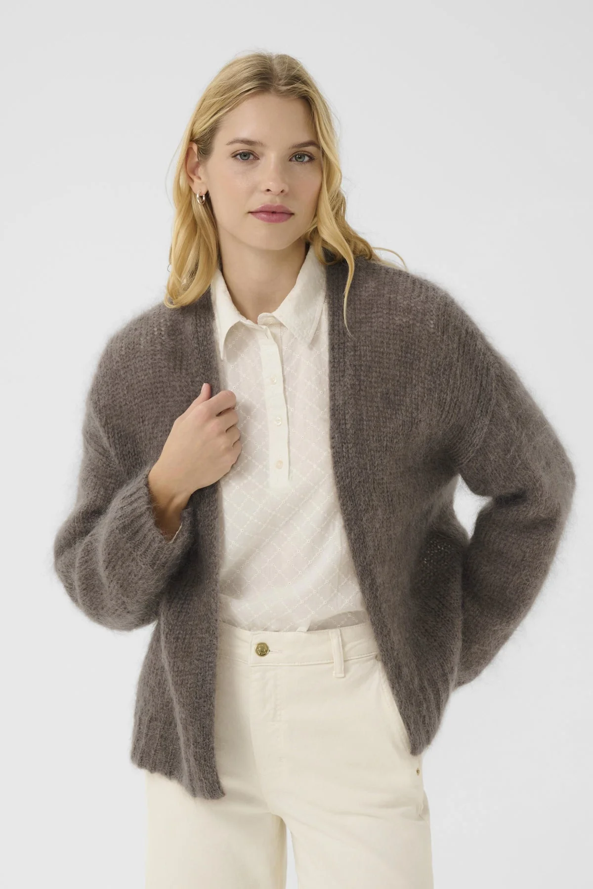 Rastina Cardigan Falcon - Image 5