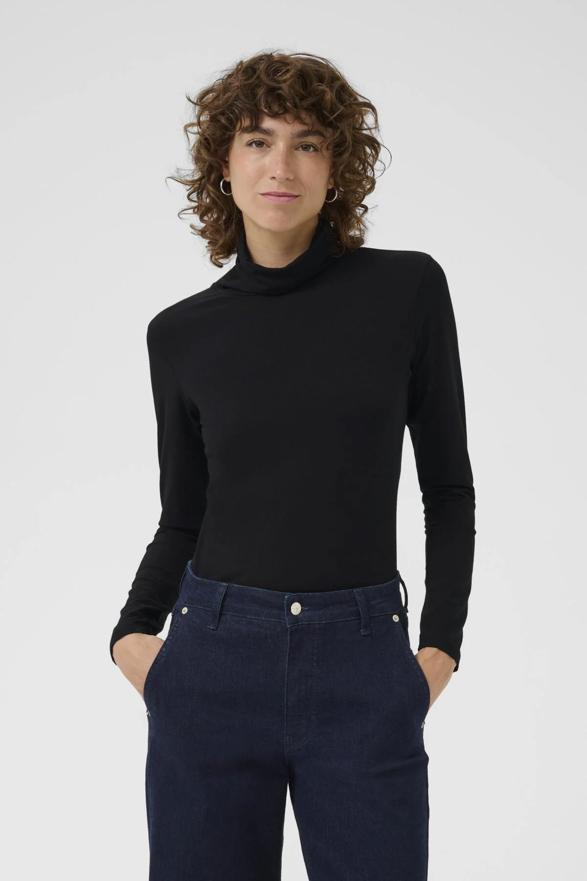 Efinas T-Shirt Black - Image 5