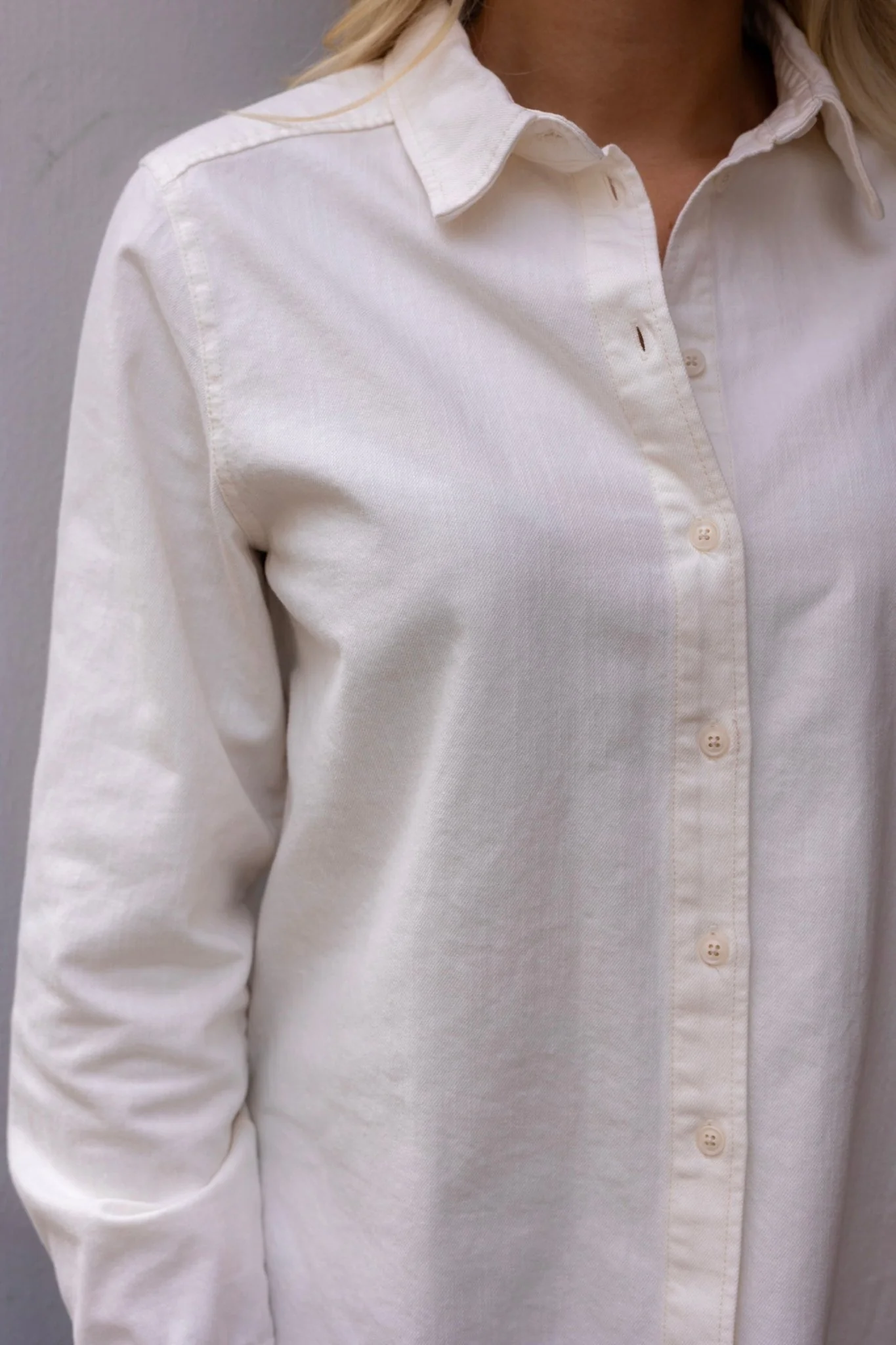 Sarafia Shirt Eggnog - Image 5