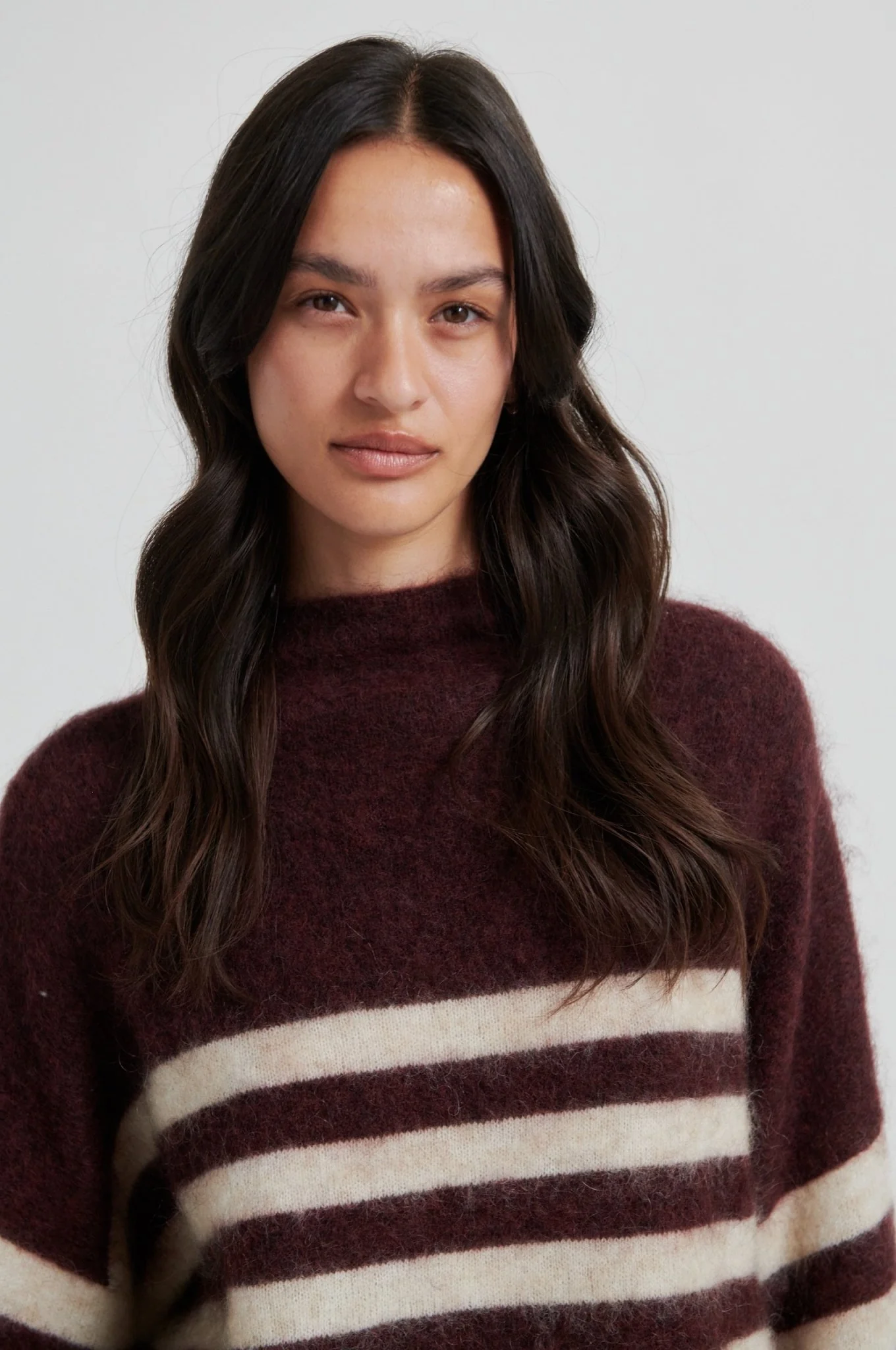 Ovalana Knit T-Neck Sassafras/Sand - Image 4