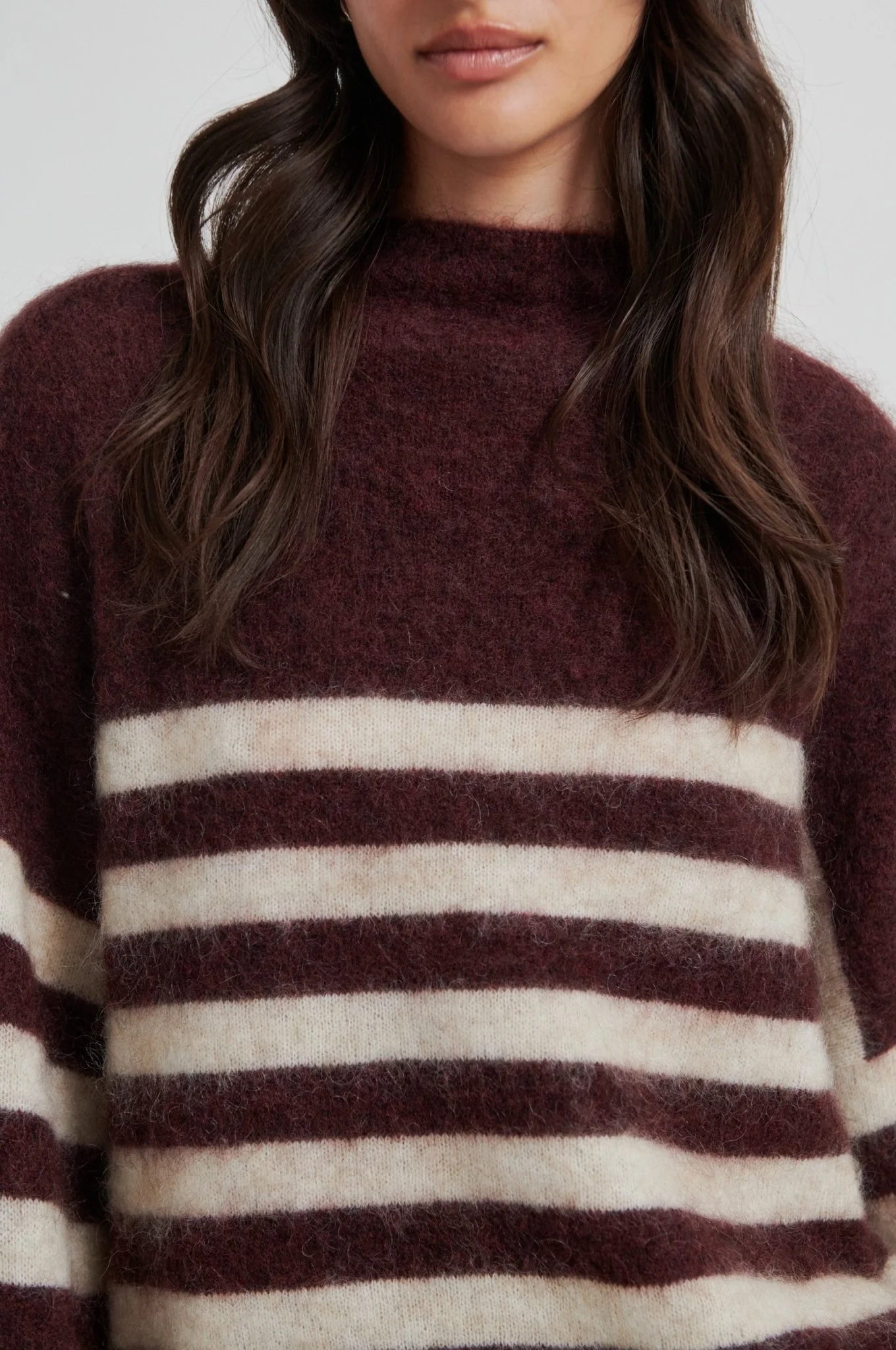 Ovalana Knit T-Neck Sassafras/Sand - Image 6
