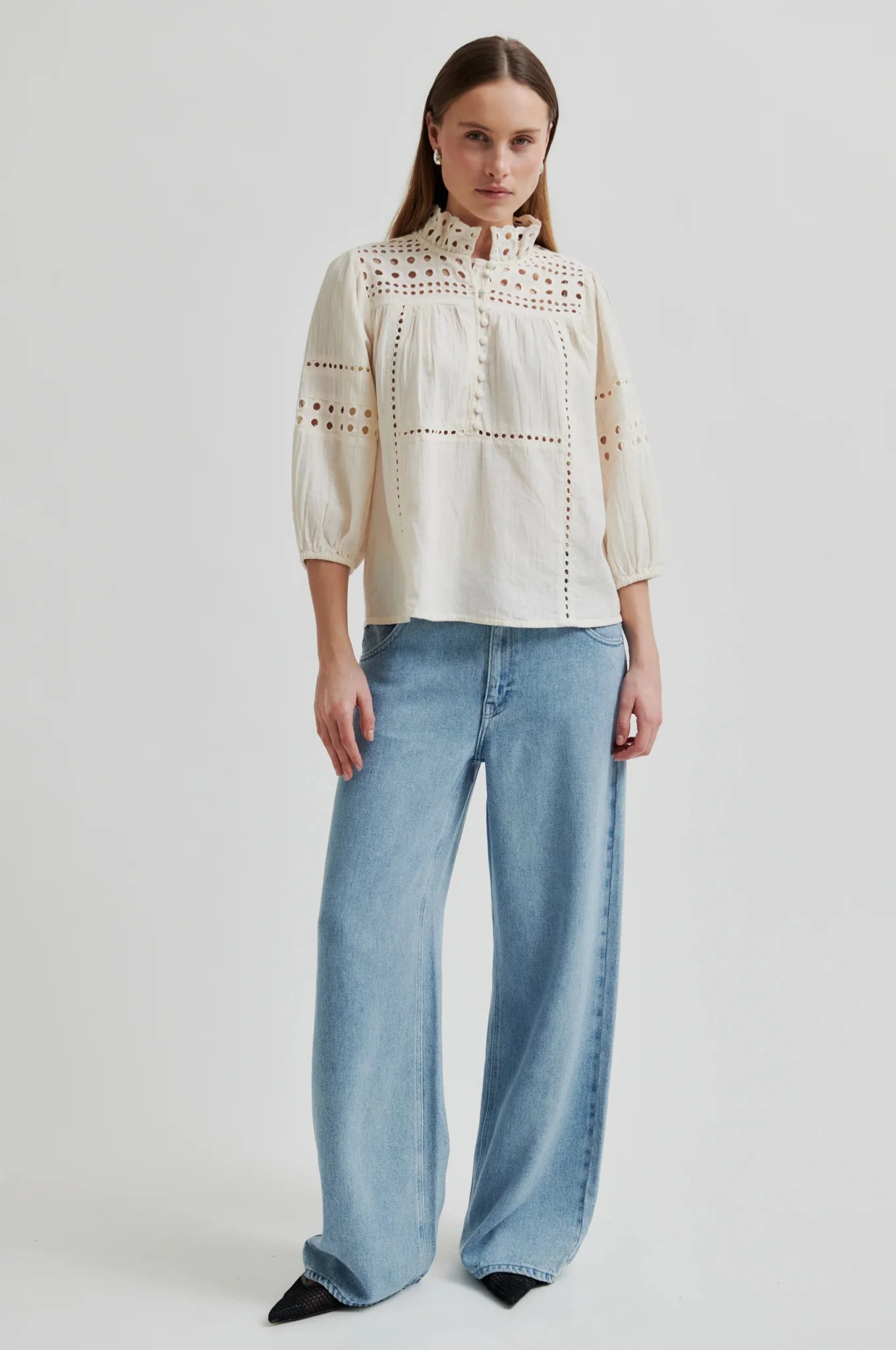 Brunie Blouse Ecru - Image 8