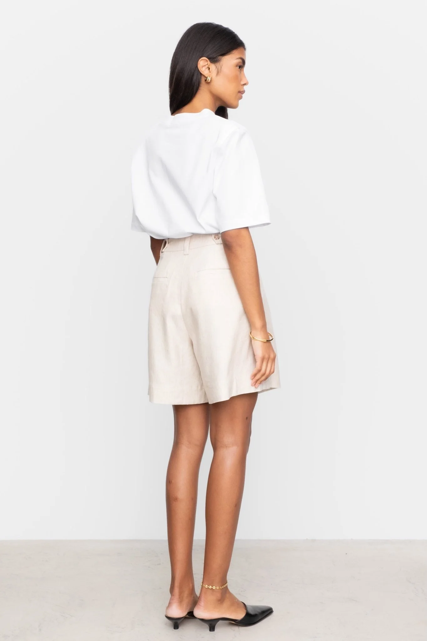 Daria Shorts Light Sand Melange - Image 2