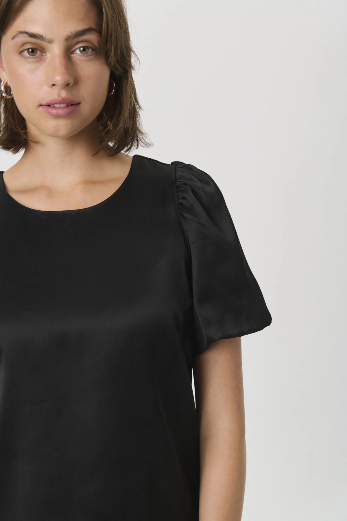 Uria Blouse Black - Image 8