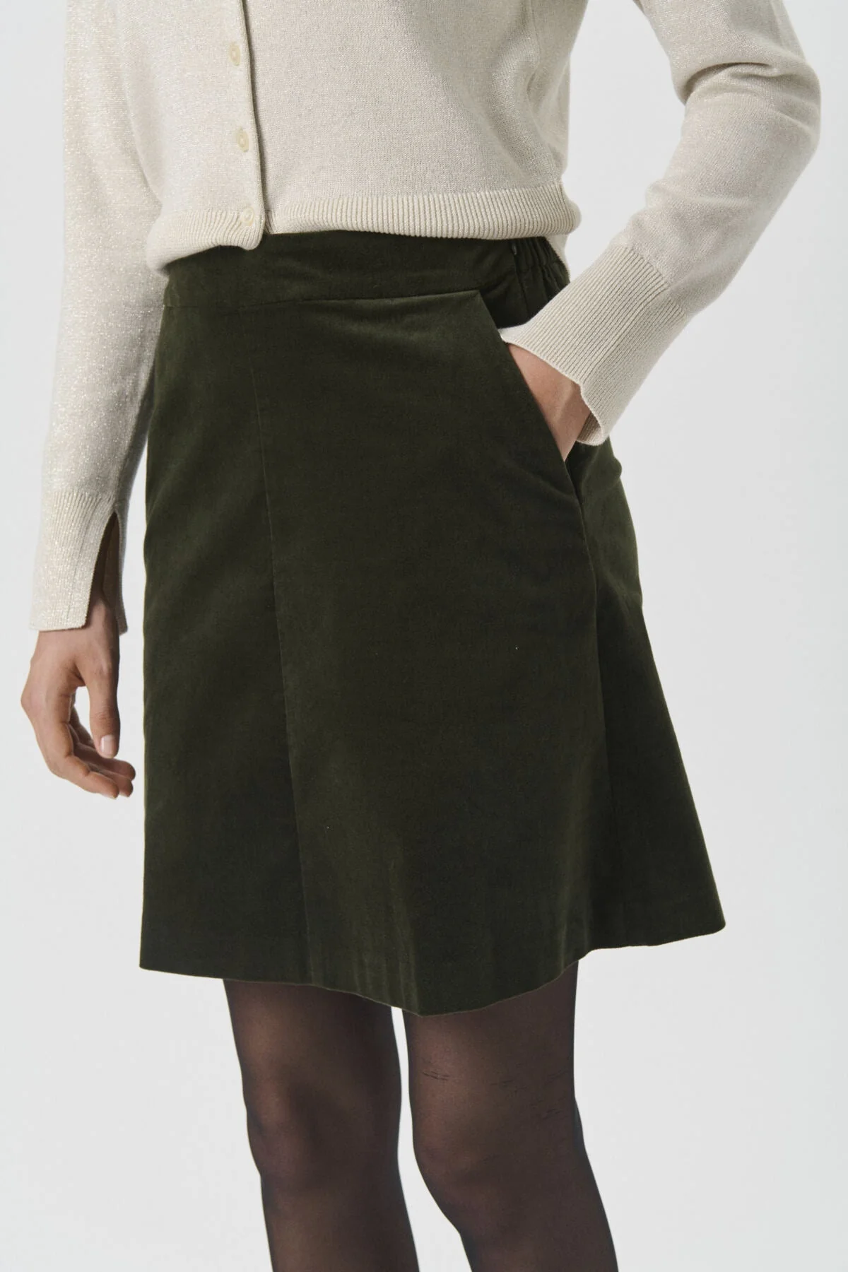 Lings Skirt Rosin - Image 7