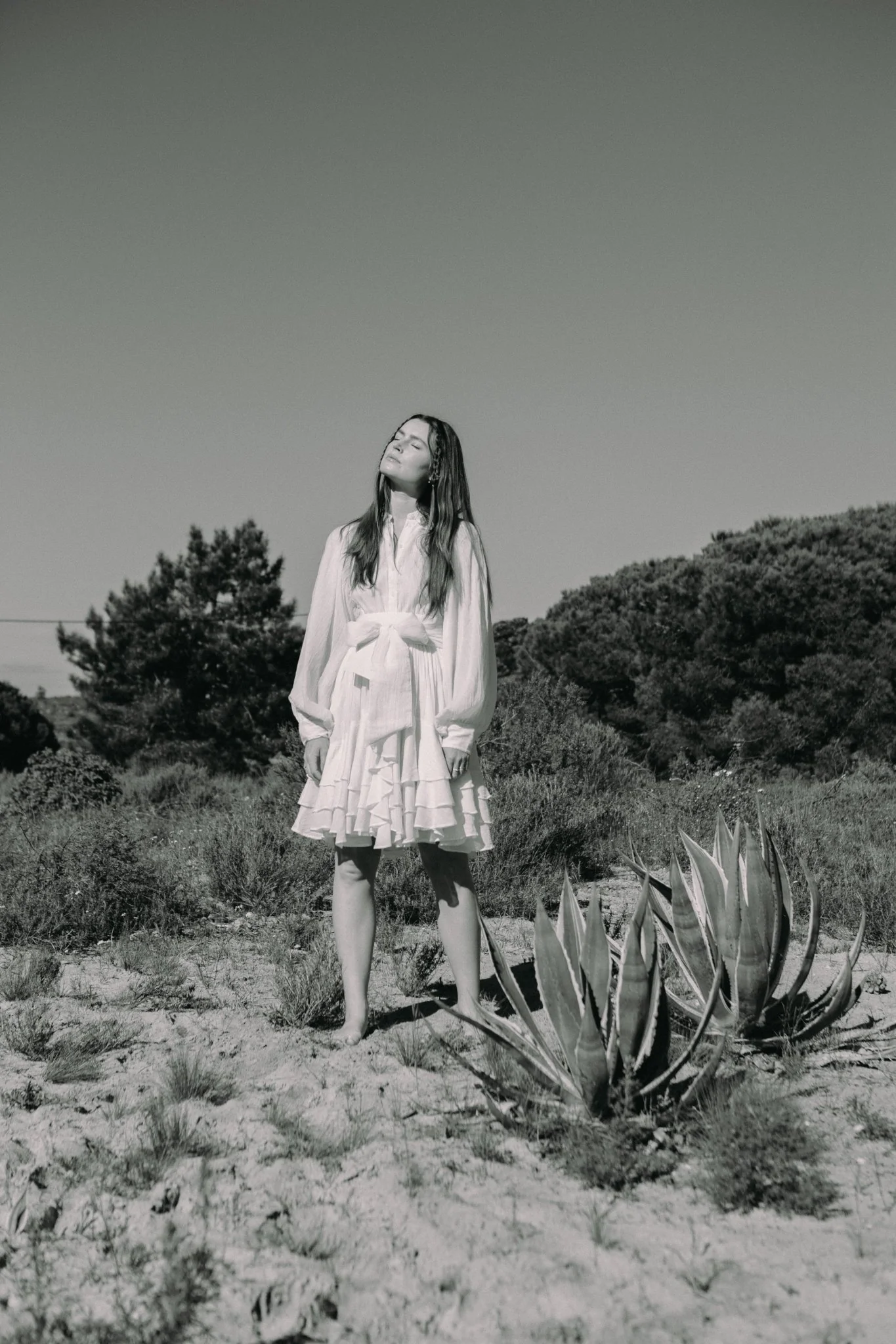 Frill Ranch Dress Offwhite - Image 14
