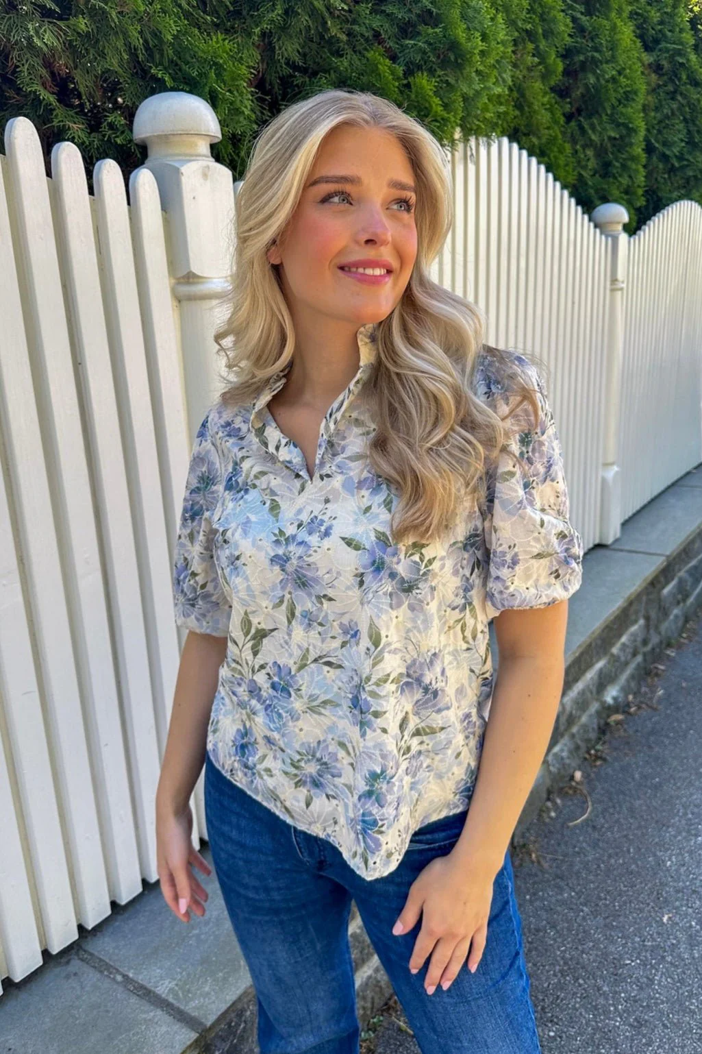 Grete S/S Blouse White/Blue - Image 5