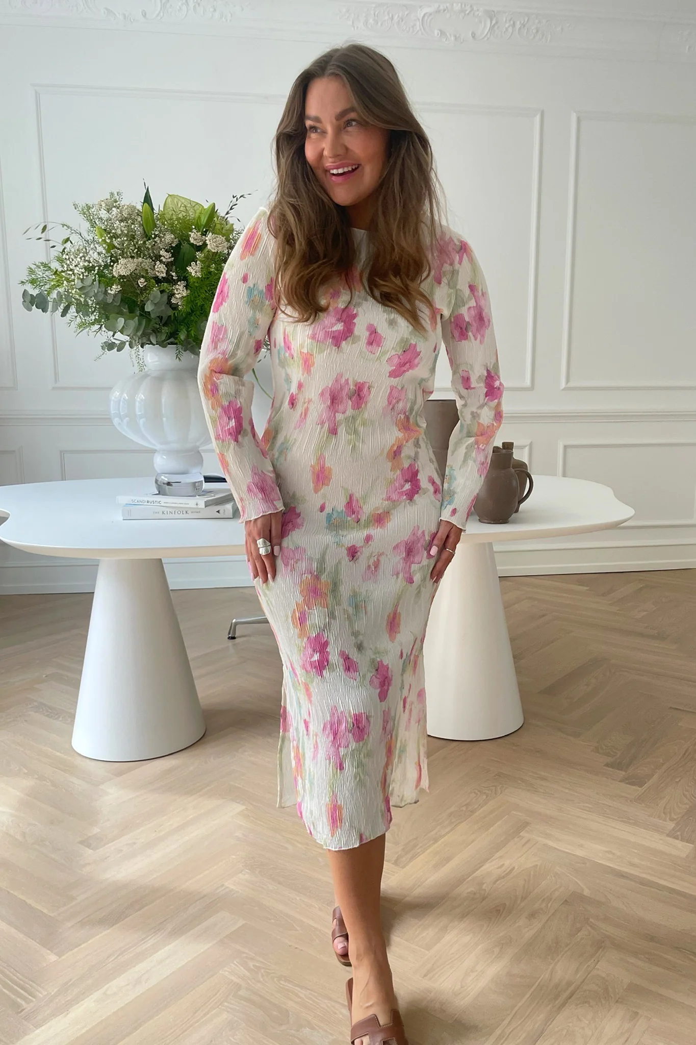 Oda Dress Pink Flower Blush Print - Image 4