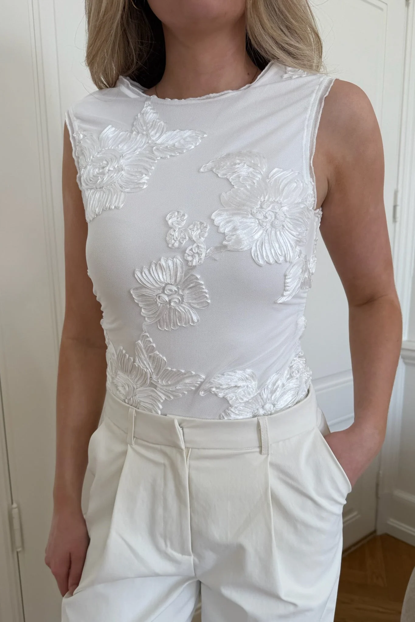 Mira Mesh Top White Flower - Image 6