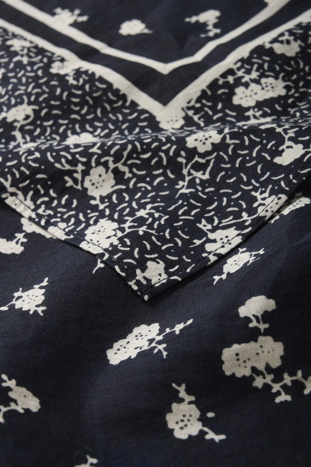 Phi Scarf Dark Navy Fragile Print - Image 7
