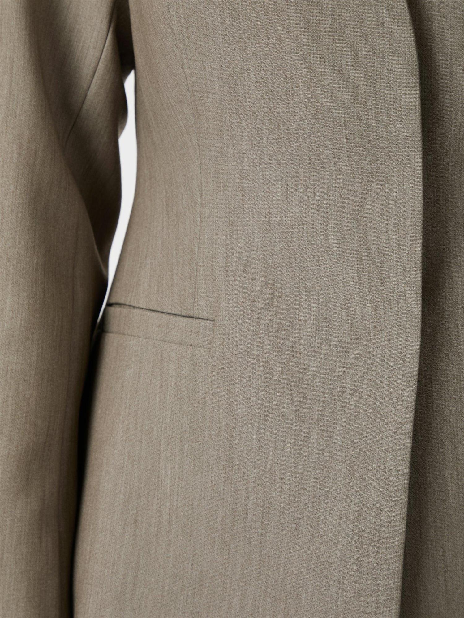 Frillis Fitted Blazer Dark Sand - Image 5