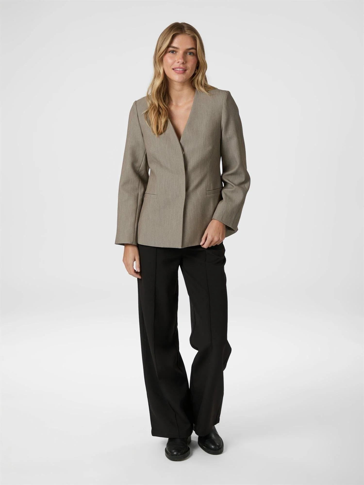 Frillis Fitted Blazer Dark Sand - Image 6