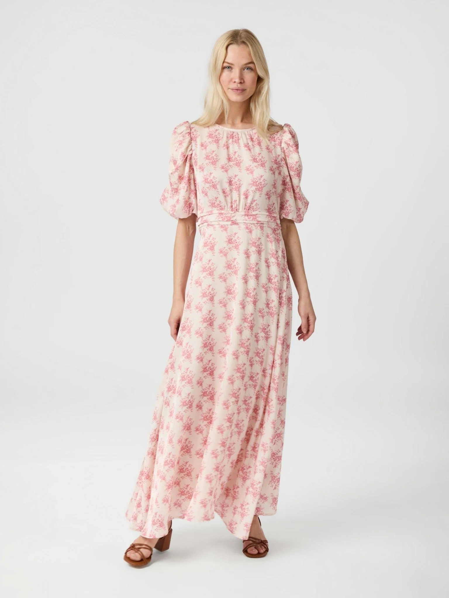 Kikka Wild Rose Dress Pink - Image 5