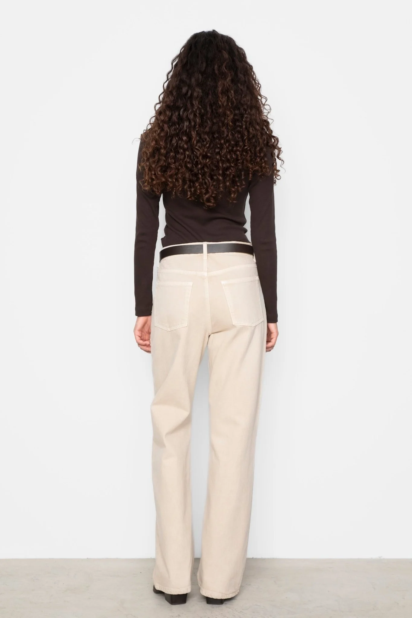 Billie Jeans Greige - Image 9