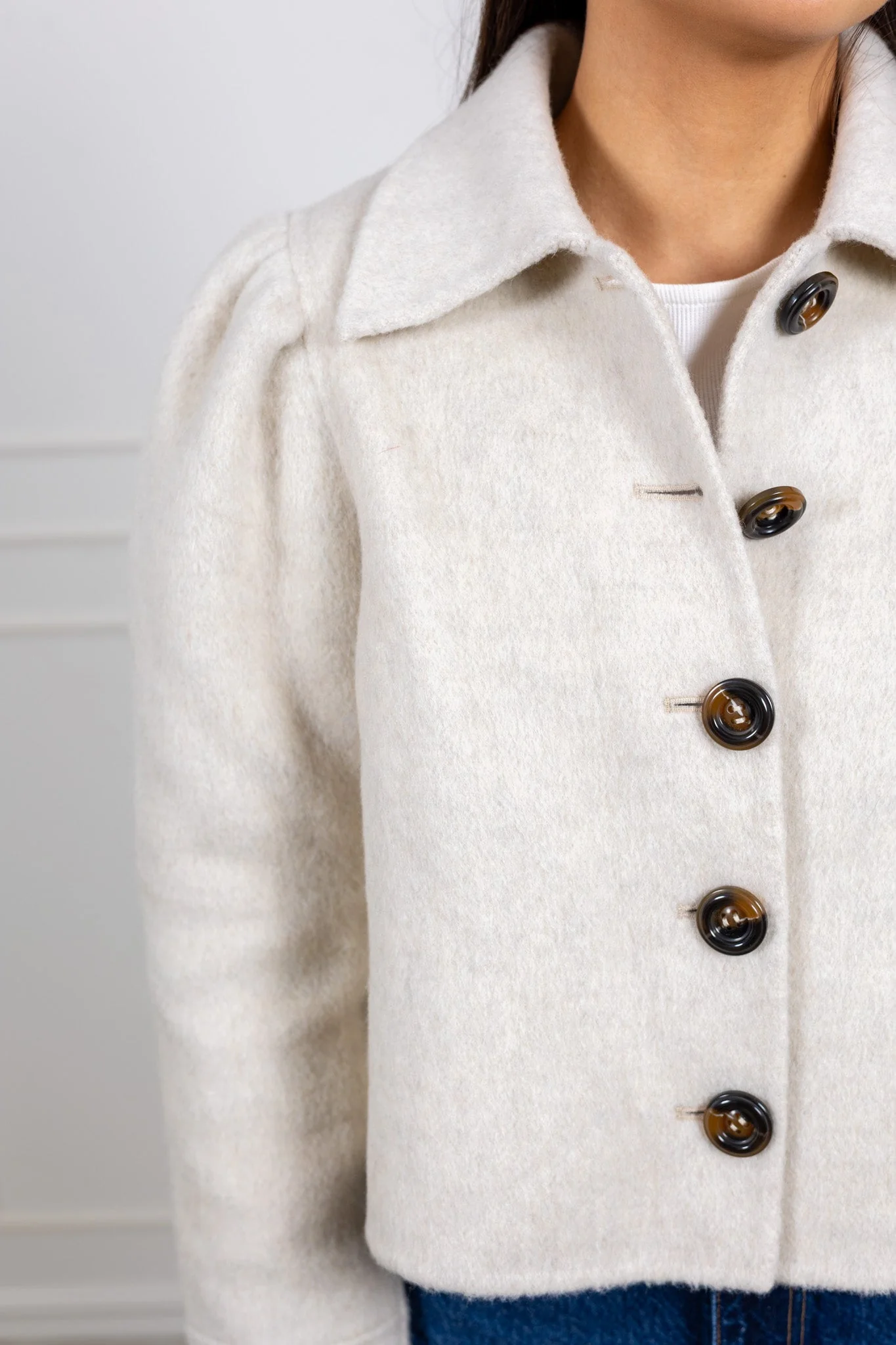 Tailored Cropped Jacket Vintage White - Image 4