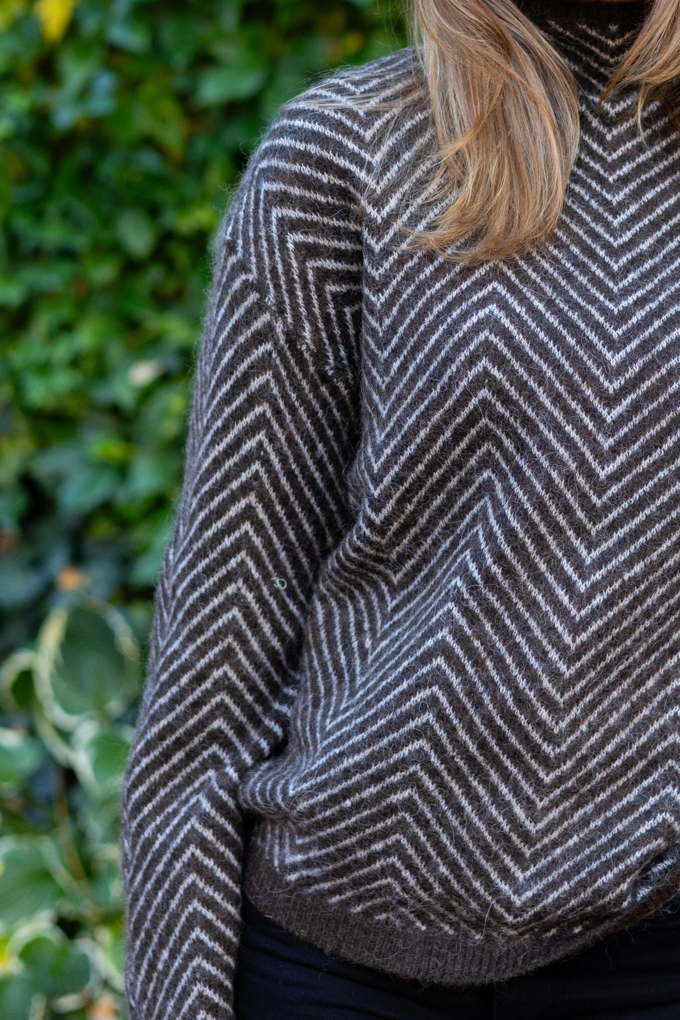Lulu Ls Herringbone Knit High Neck Delicioso Birch - Image 6