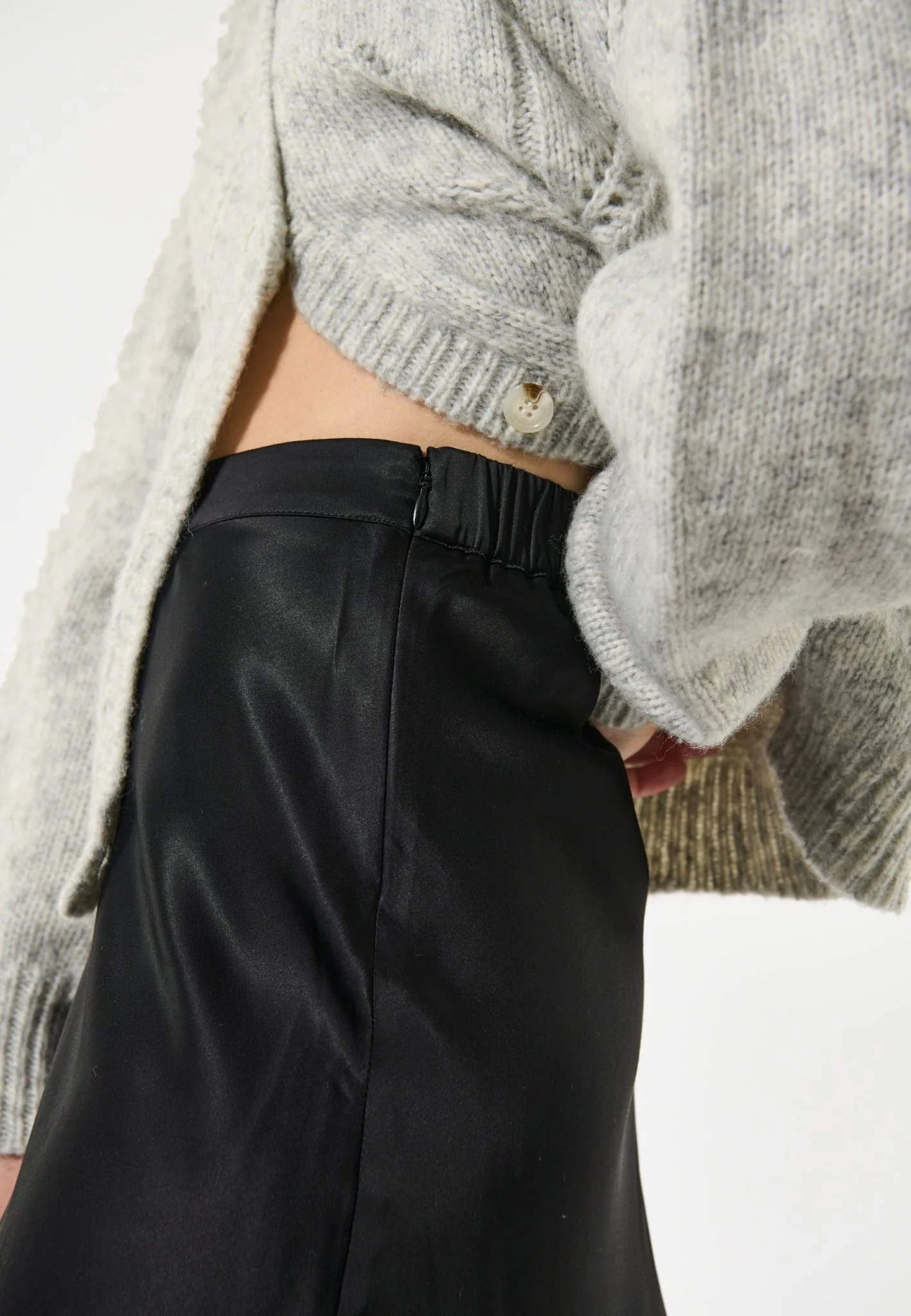 Kela Black - Image 4