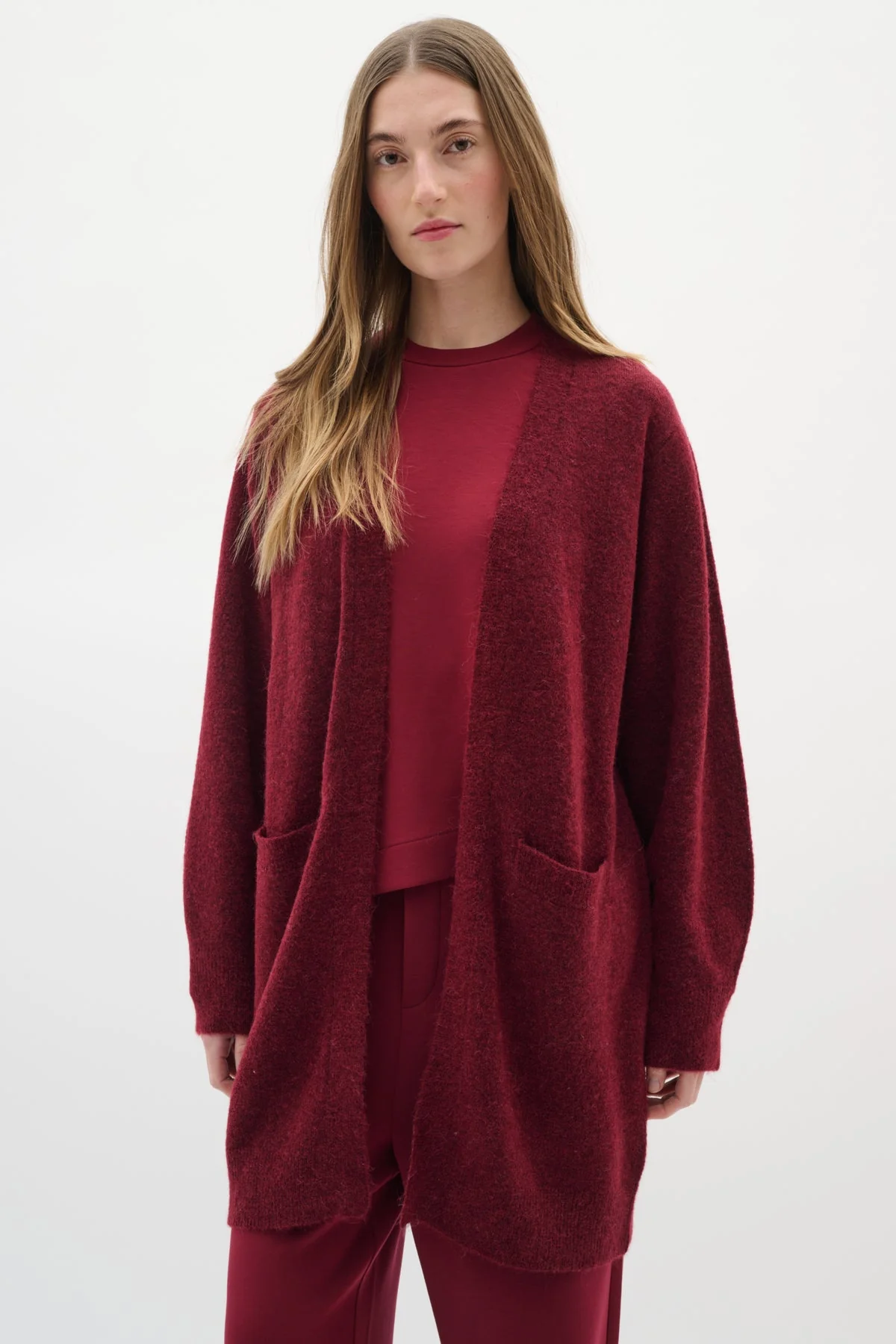 Guniiw Cardigan Cabernet - Image 2