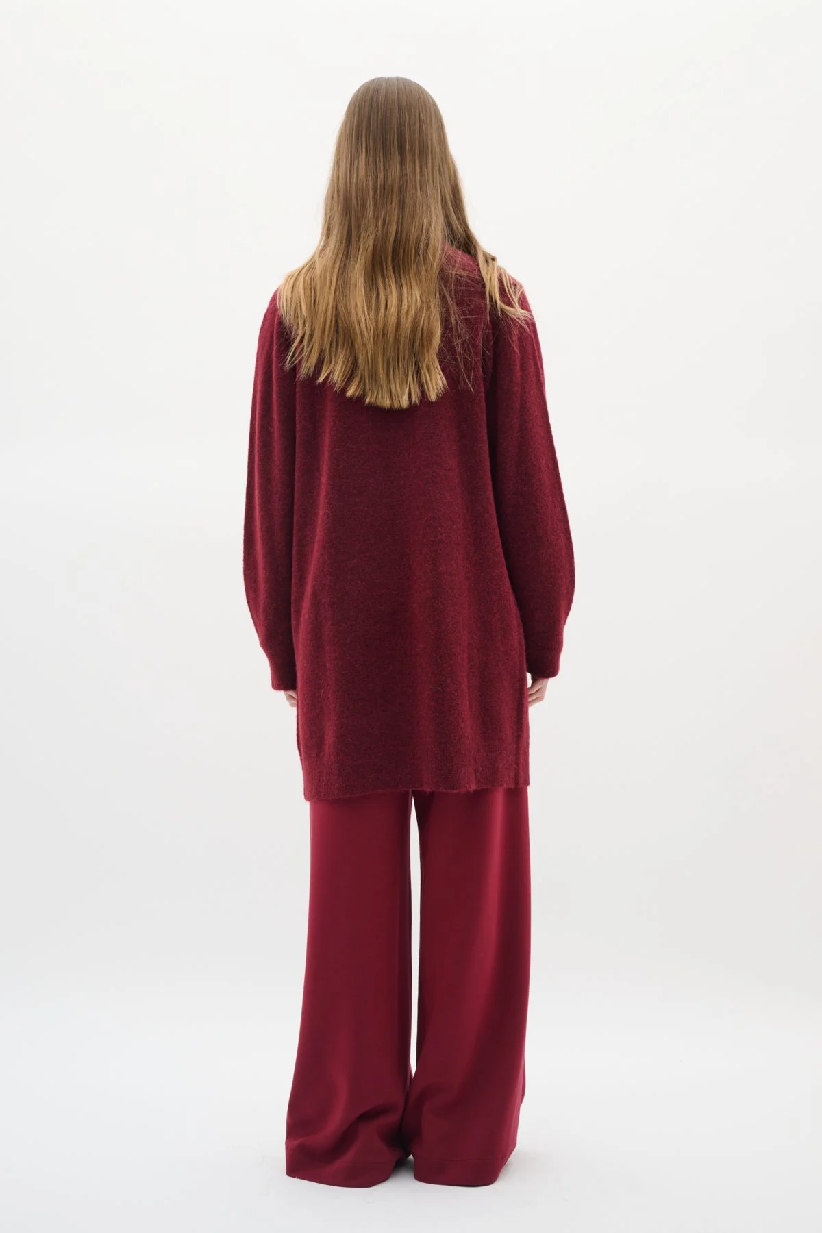Guniiw Cardigan Cabernet - Image 4