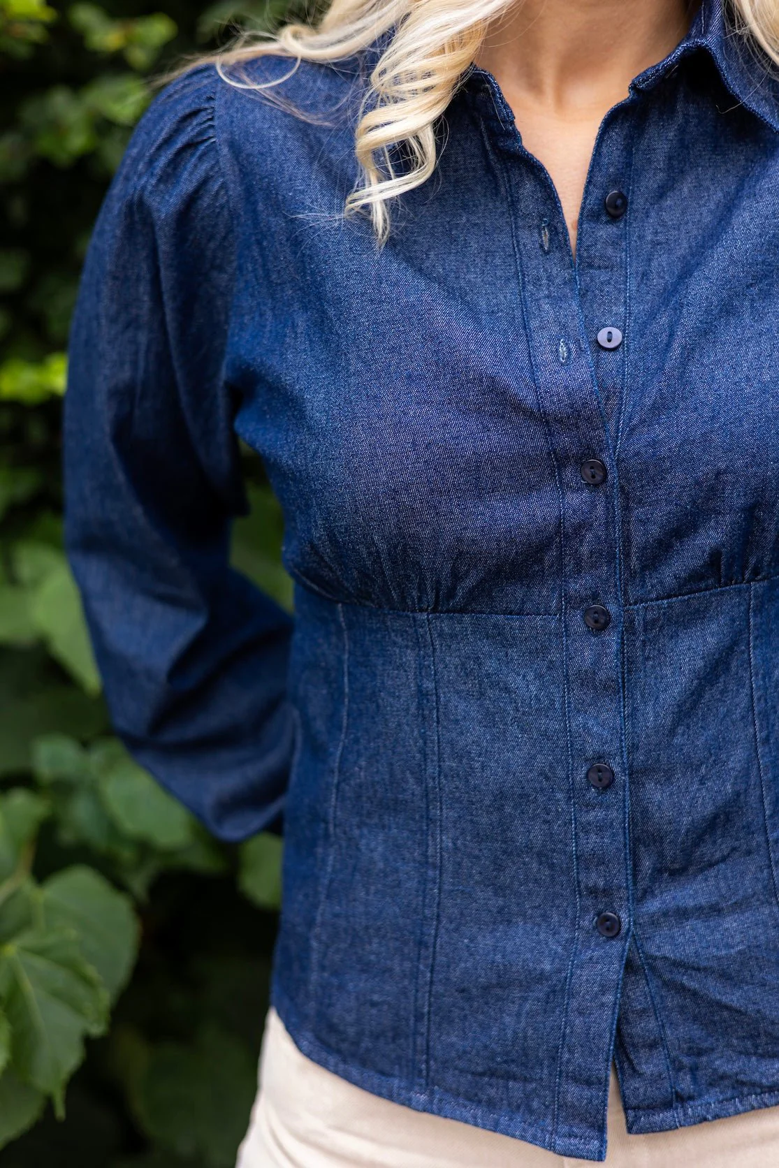 Live Blouse Dark Denim - Image 4