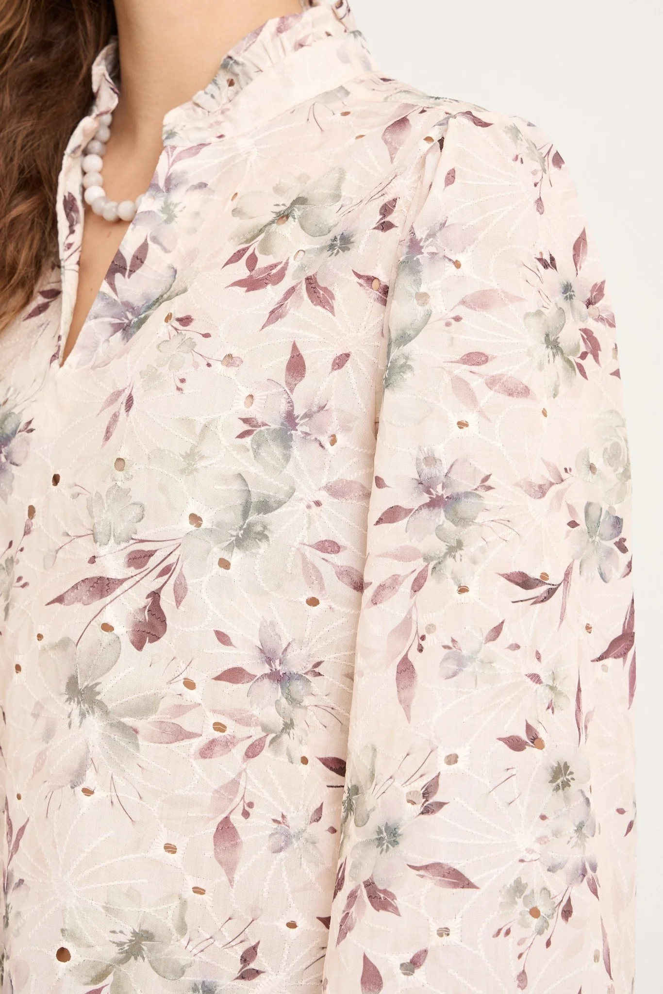 Grete Blouse Off White/Dusty Green - Image 7