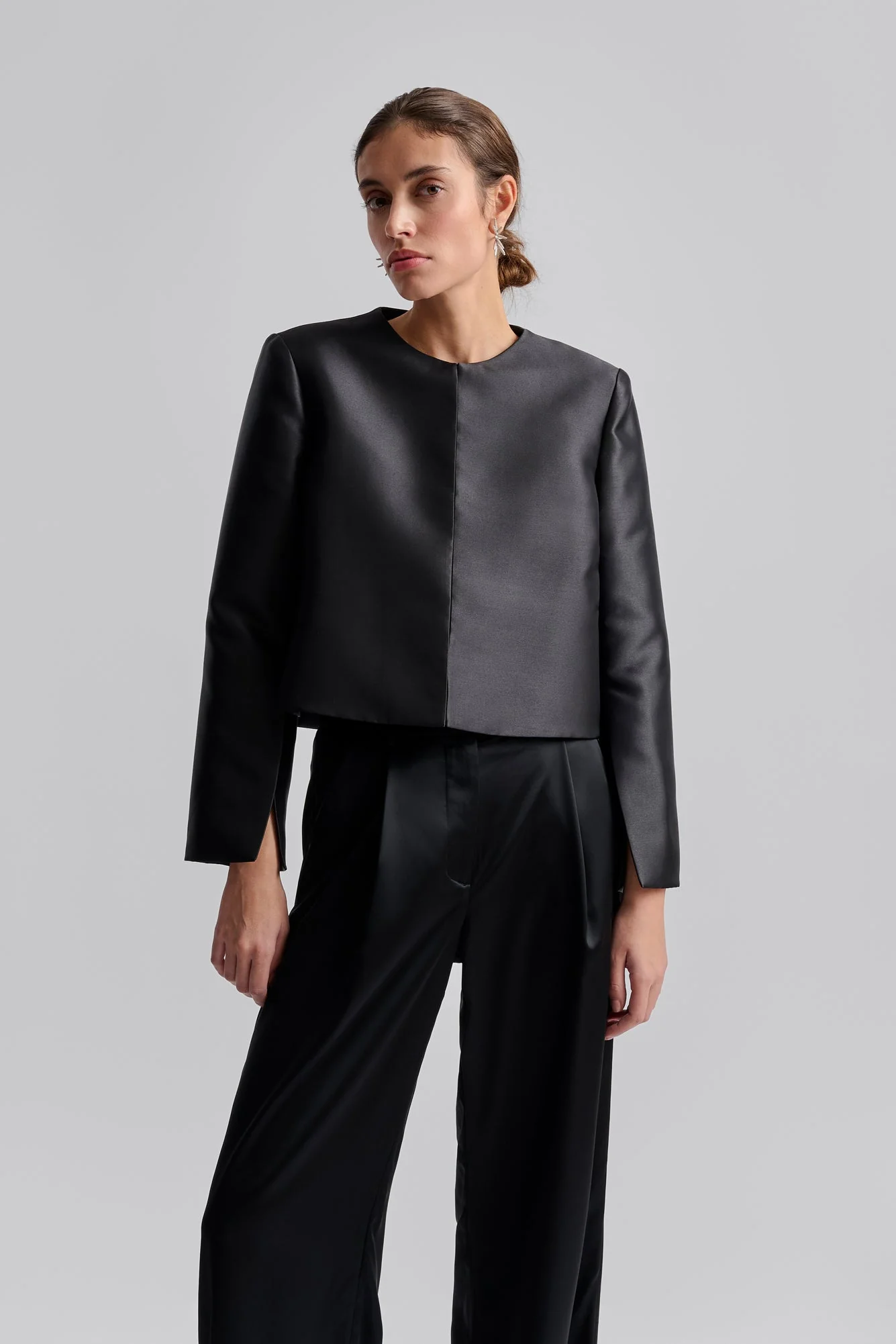 Ruthie Cropped Long Sleeve Blouse Black - Image 7