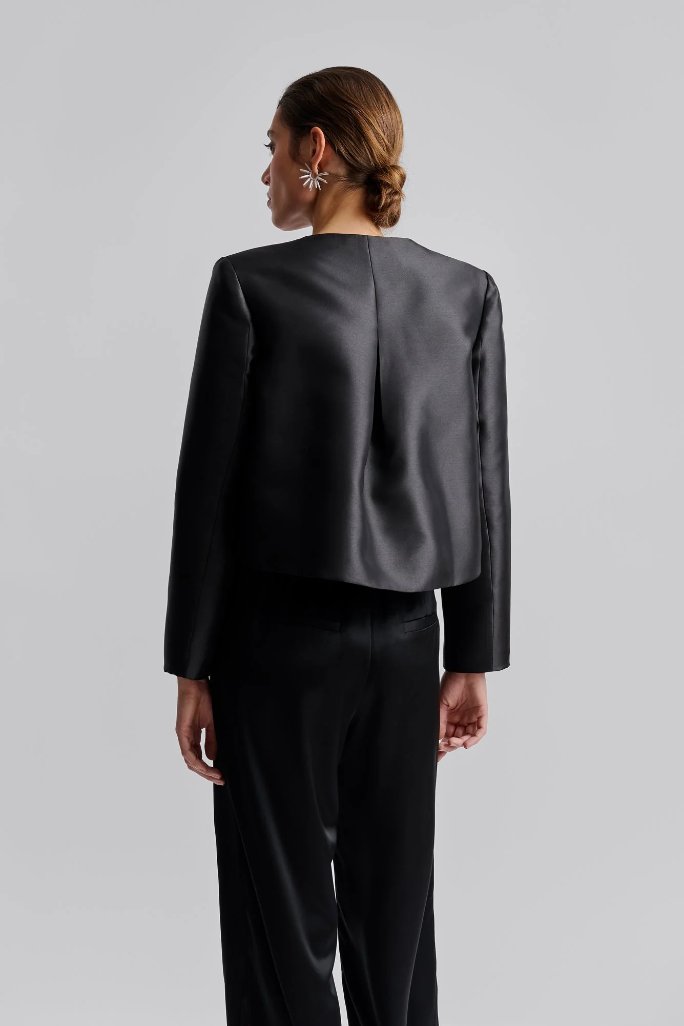 Ruthie Cropped Long Sleeve Blouse Black - Image 9