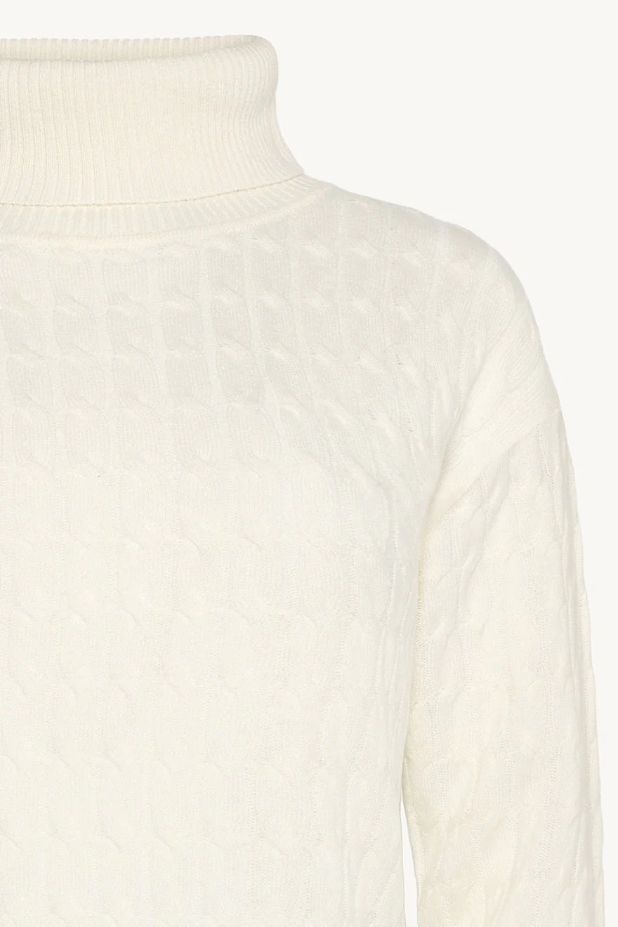 Panita Knit Gardenia - Image 3
