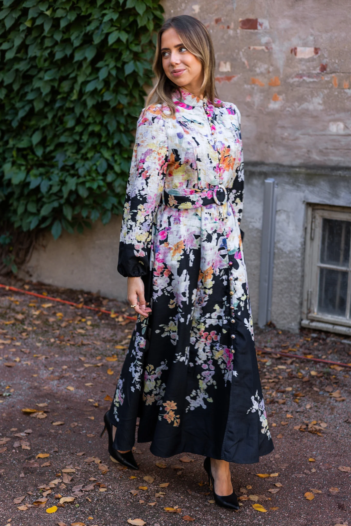 Rose Dress Black