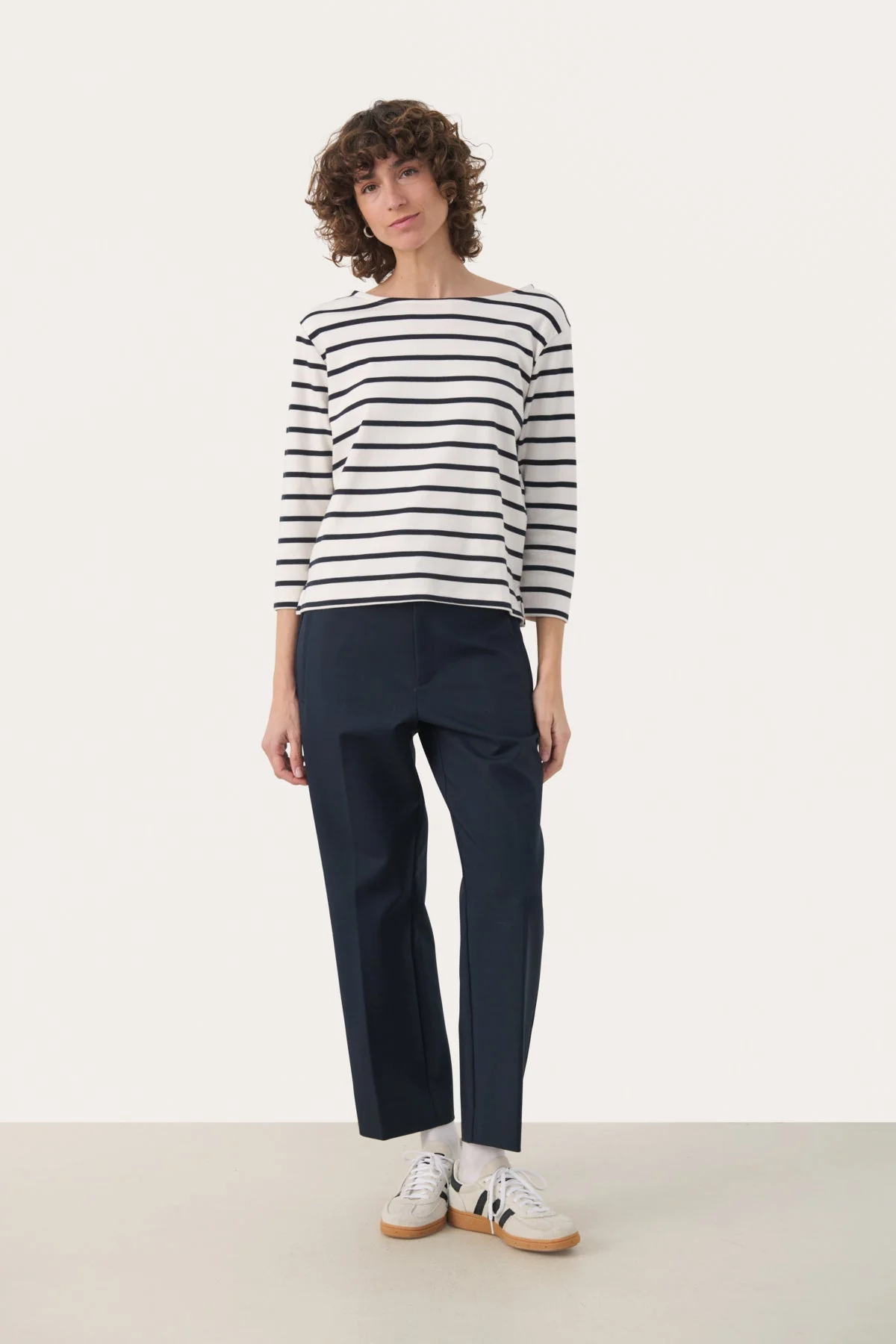 Nela T-Shirt Dark Navy Stripe - Image 6