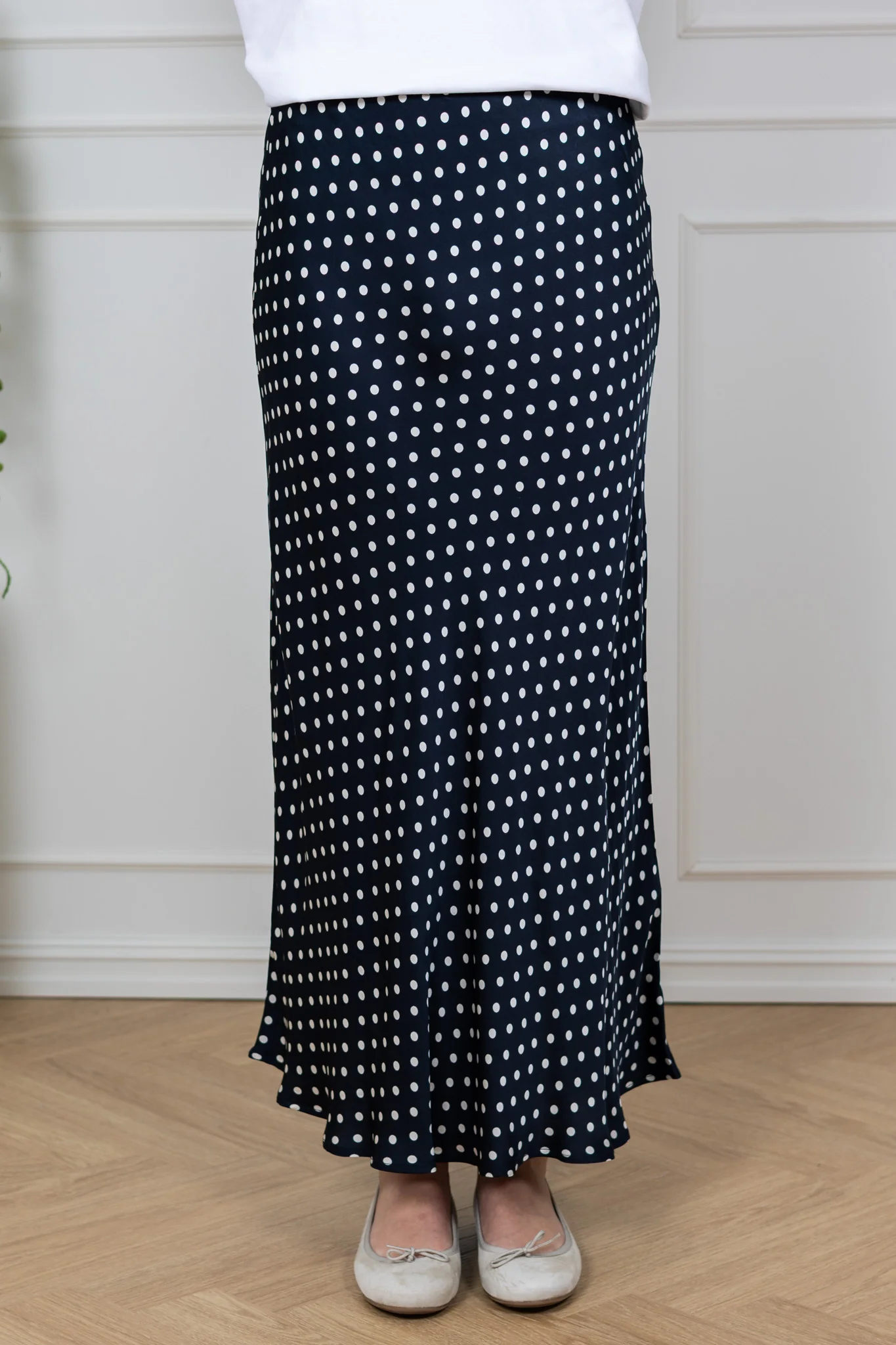 Laurina Skirt After Midnight Dot - Image 6