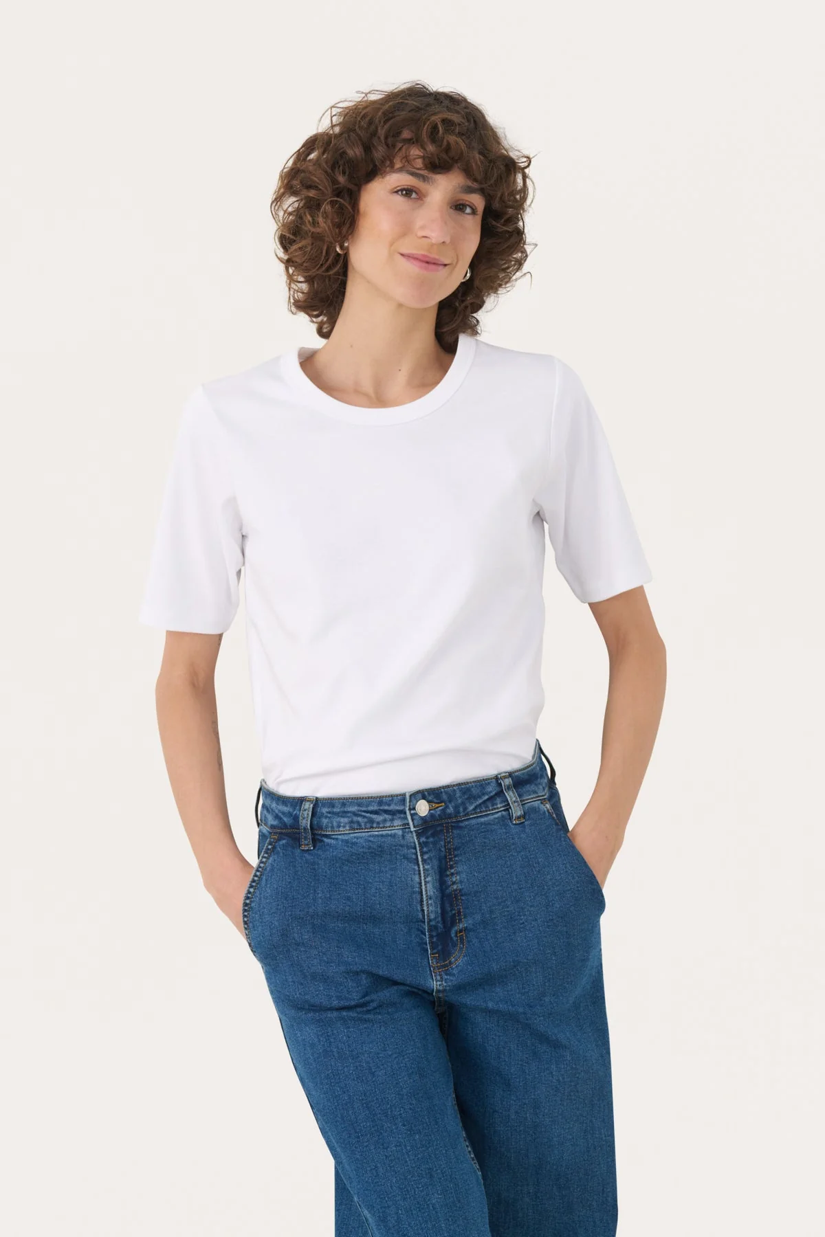Ratana T-Shirt Bright White - Image 2