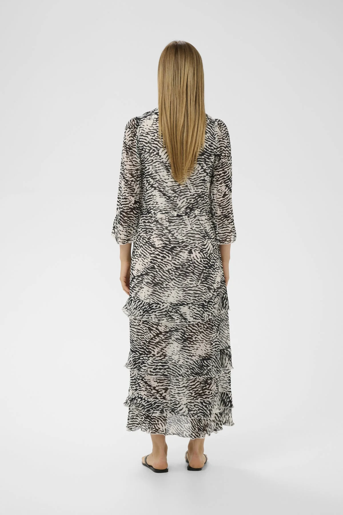 Lyon Dress Black Wavy Structure - Image 10
