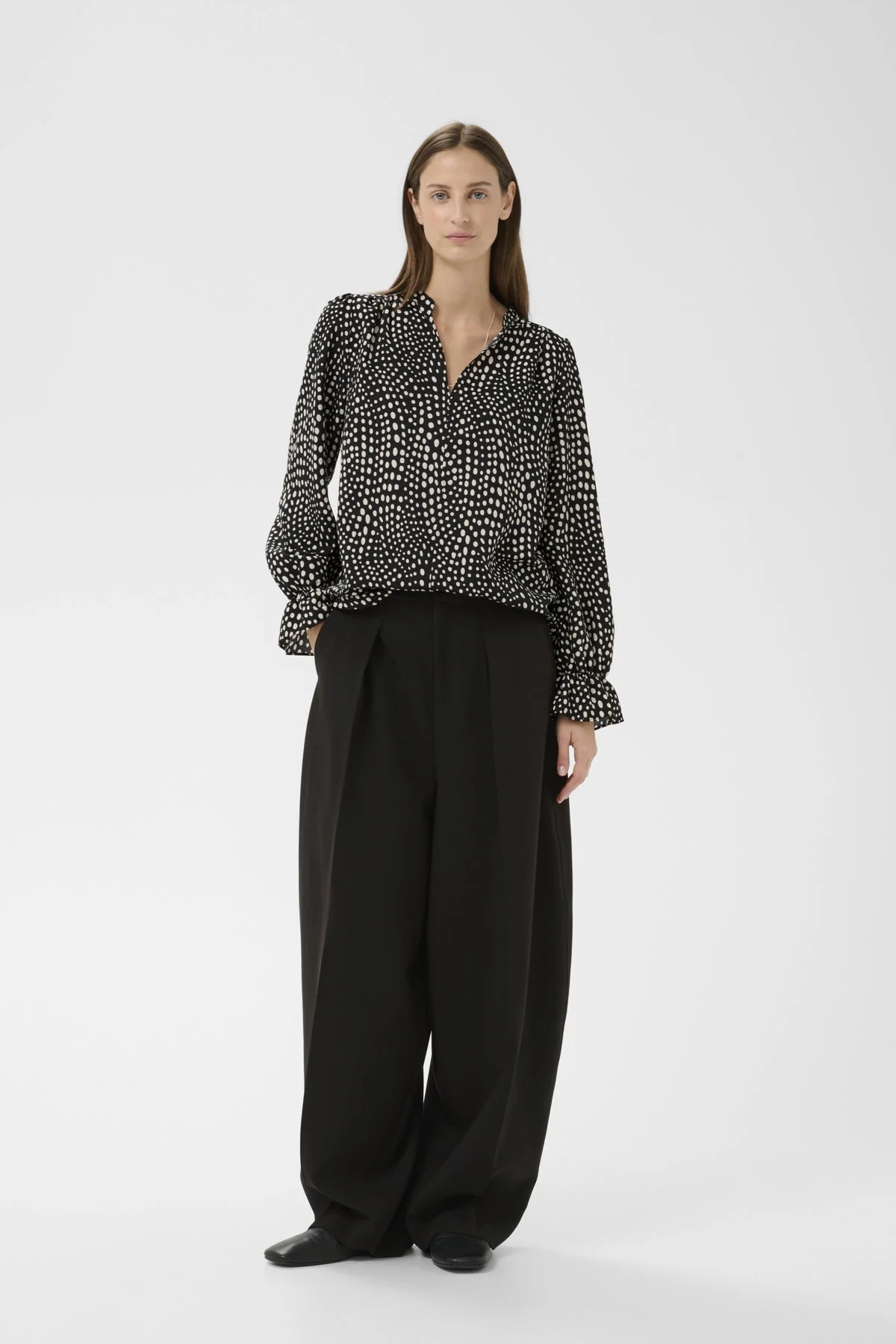 Libertyiw Blouse Black Faded Dot - Image 10