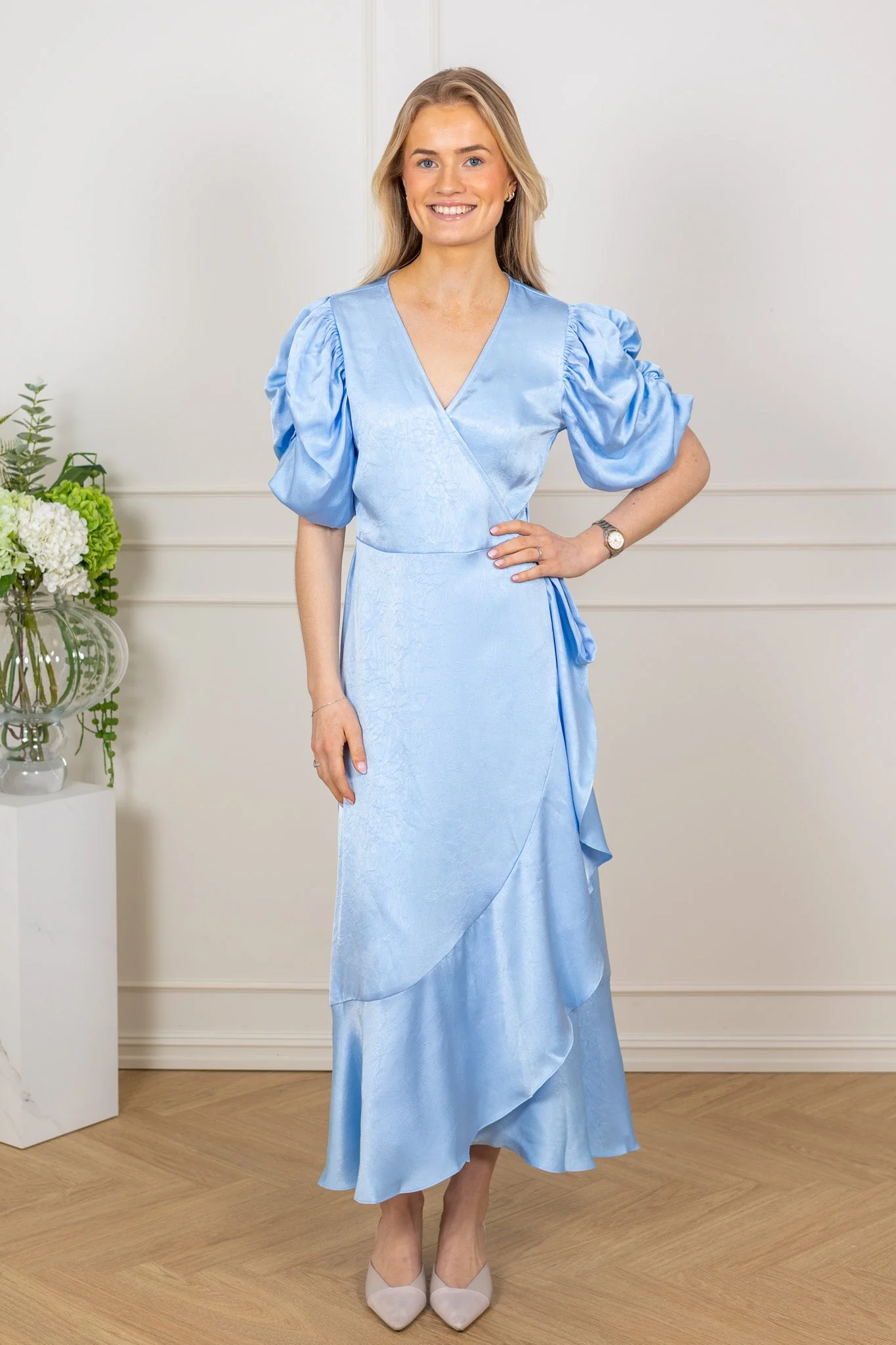 Sinda Dress Light Blue - Image 4