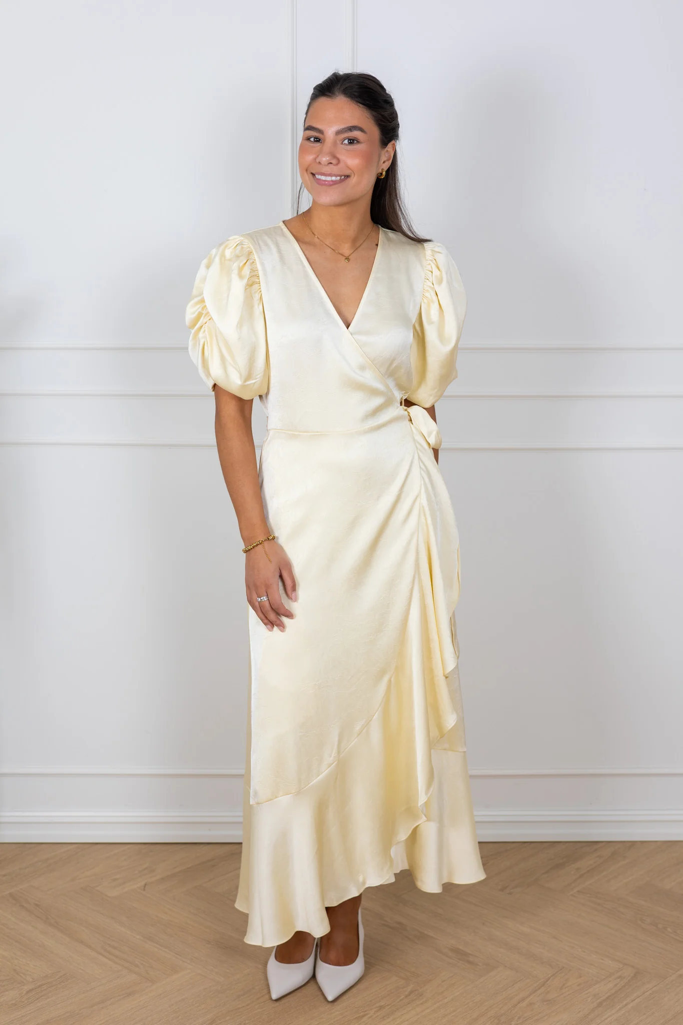 Sinda Dress Pale Yellow - Image 5