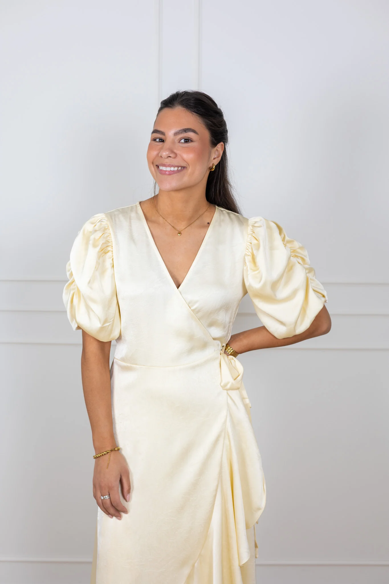 Sinda Dress Pale Yellow - Image 6