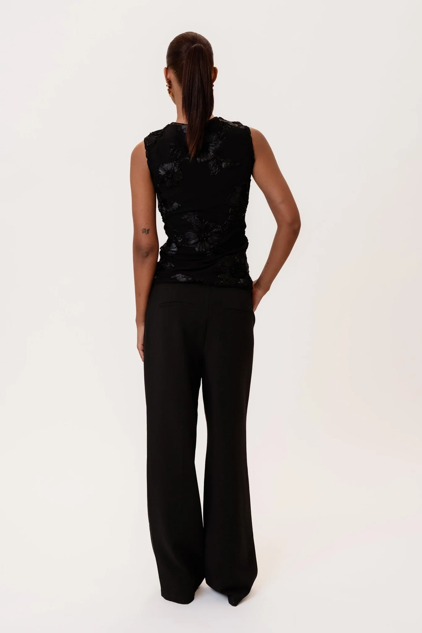 Mira Mesh Top Black Flower - Image 14