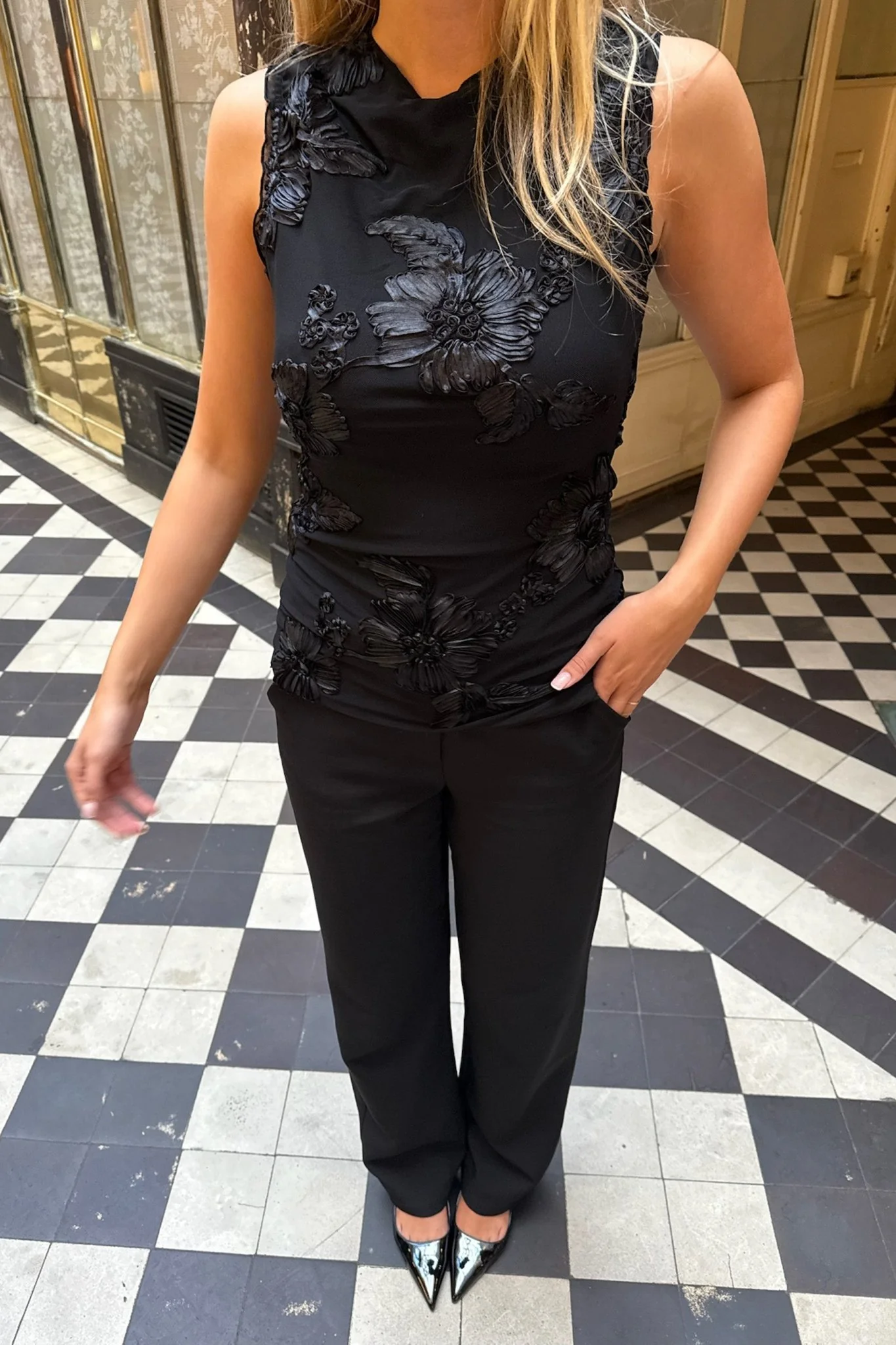 Mira Mesh Top Black Flower - Image 6