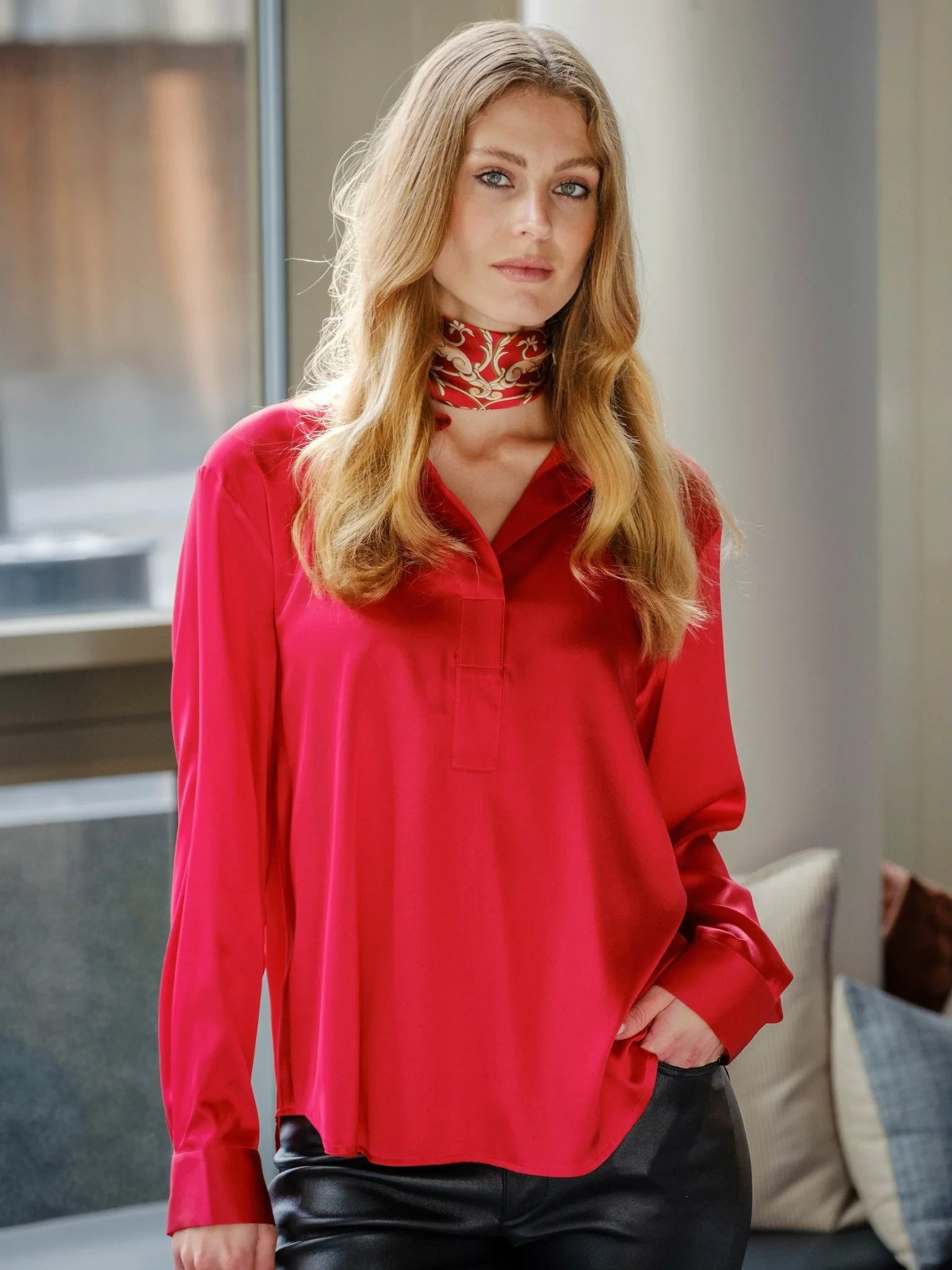 Leia Blouse Red - Image 5
