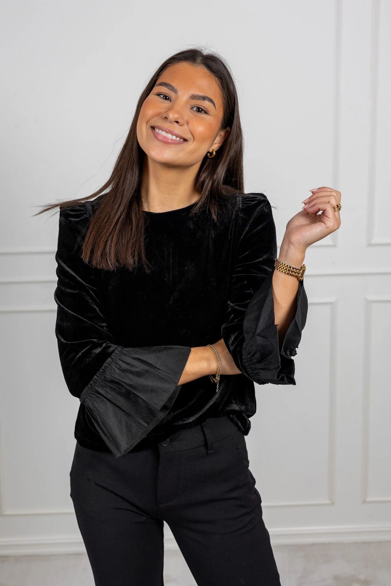 Reagan Velvet Top Black - Image 3