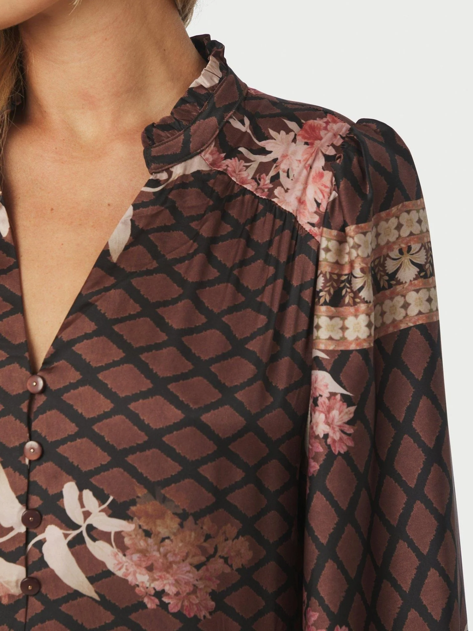 Nova Botanical Border Dress Black - Image 10