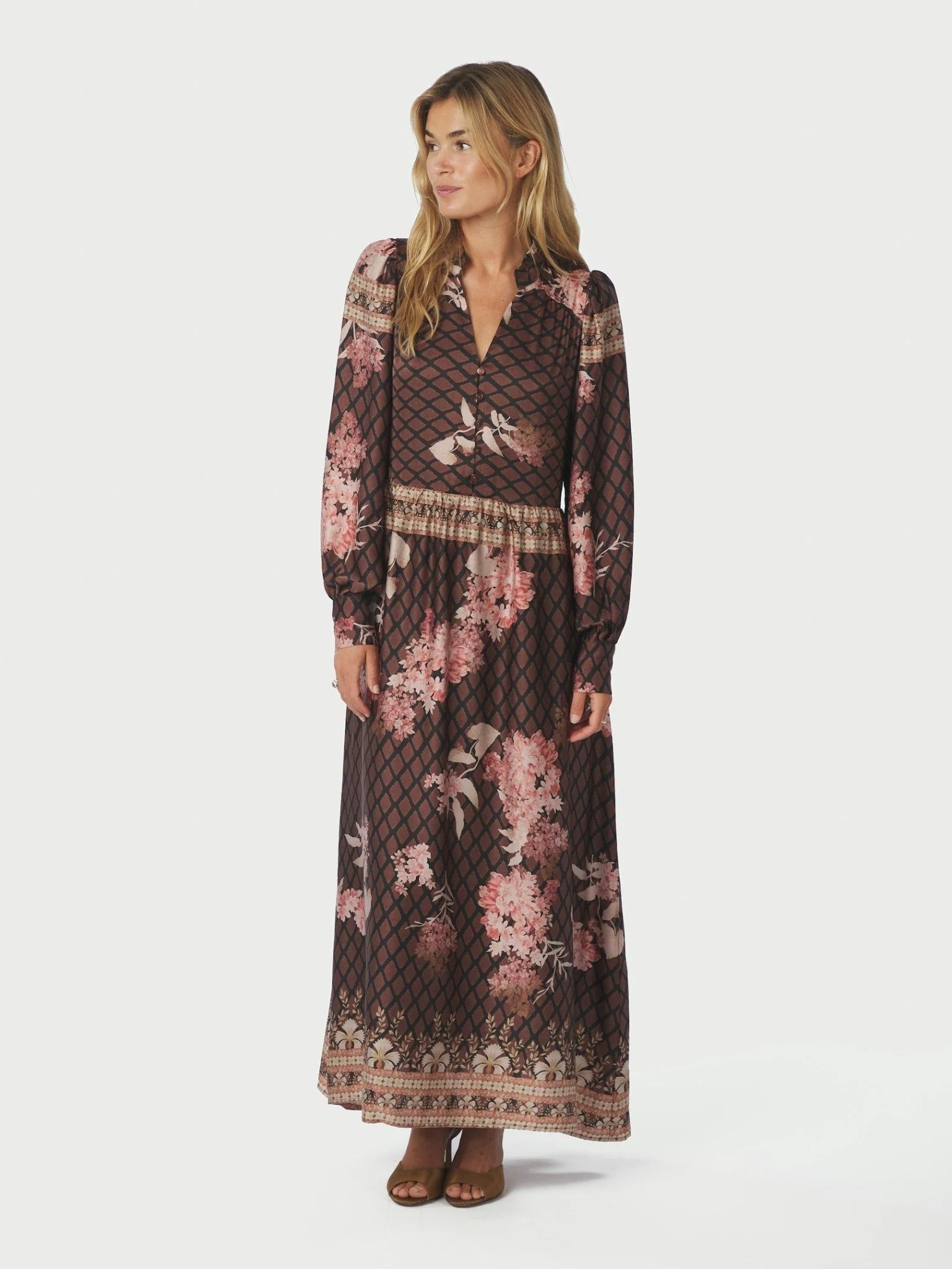 Nova Botanical Border Dress Black - Image 7
