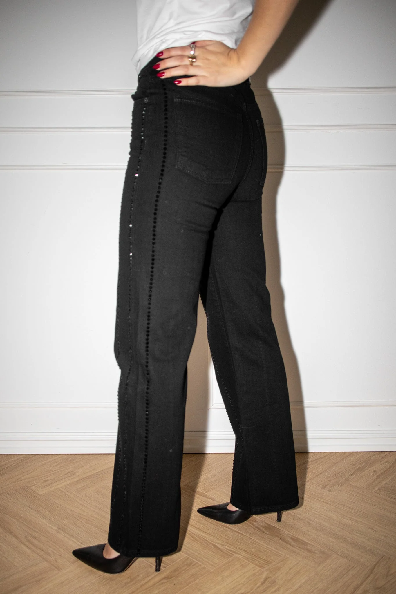 Luca Embellished Black - Image 5