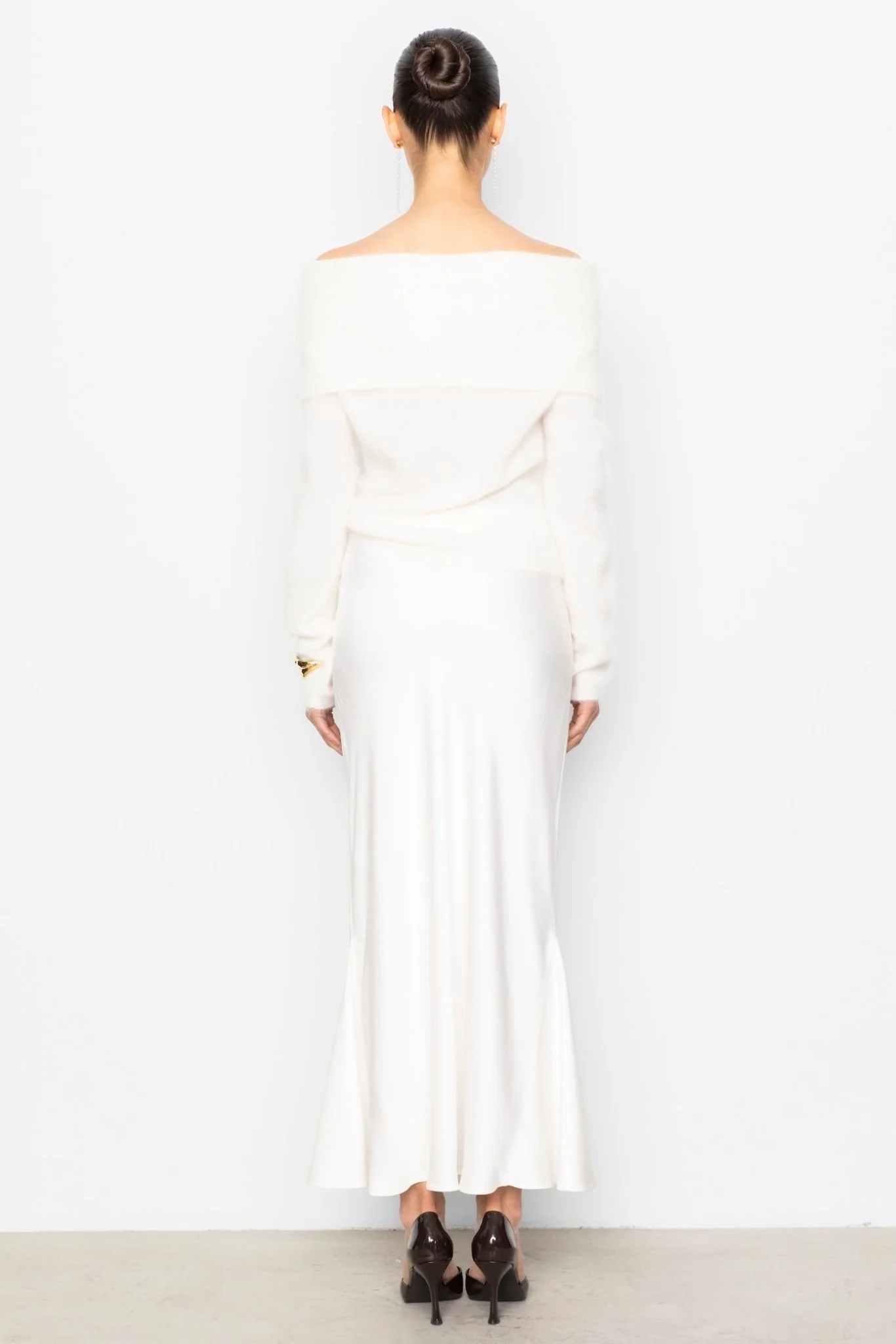 Eliette Off-Shoulder Knit Cream - Image 7